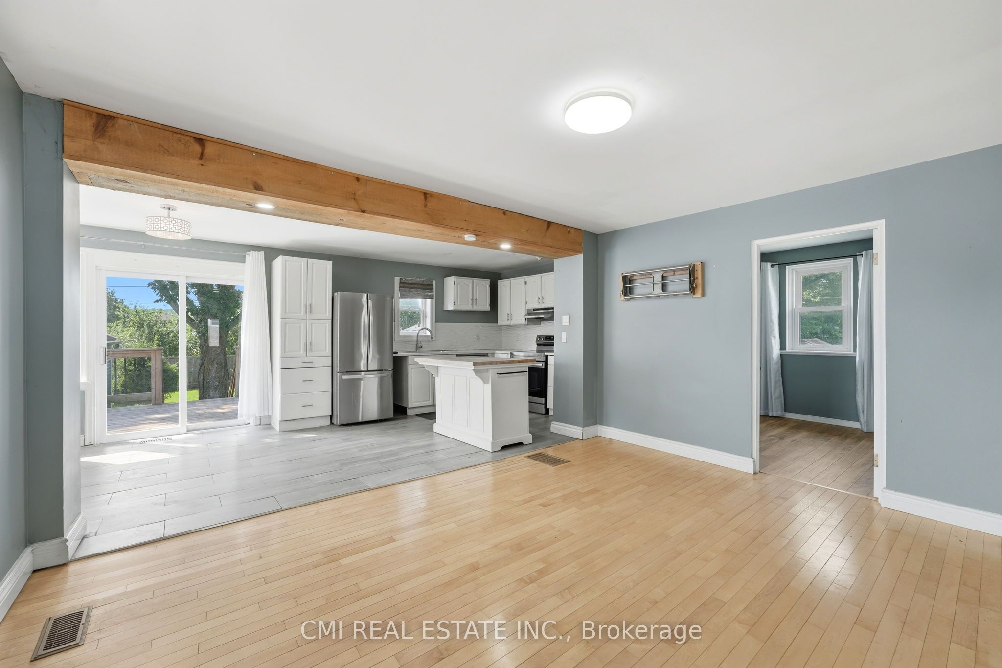 355 Joffre Avenue, Renfrew, ON K7V 3L6 photo 4