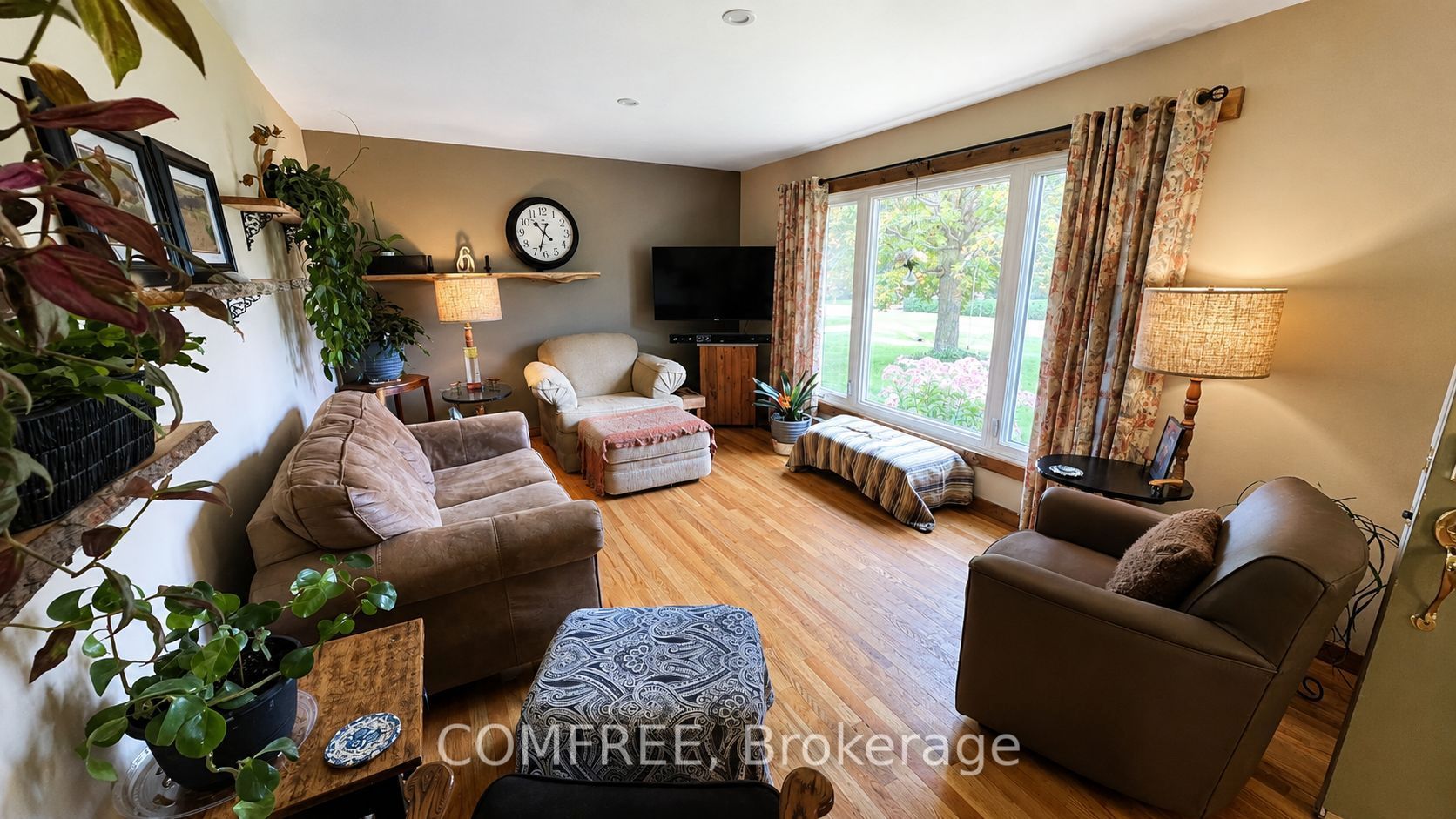 192 Clarchris Road, Tay Valley, ON K7H 3C6 photo 3