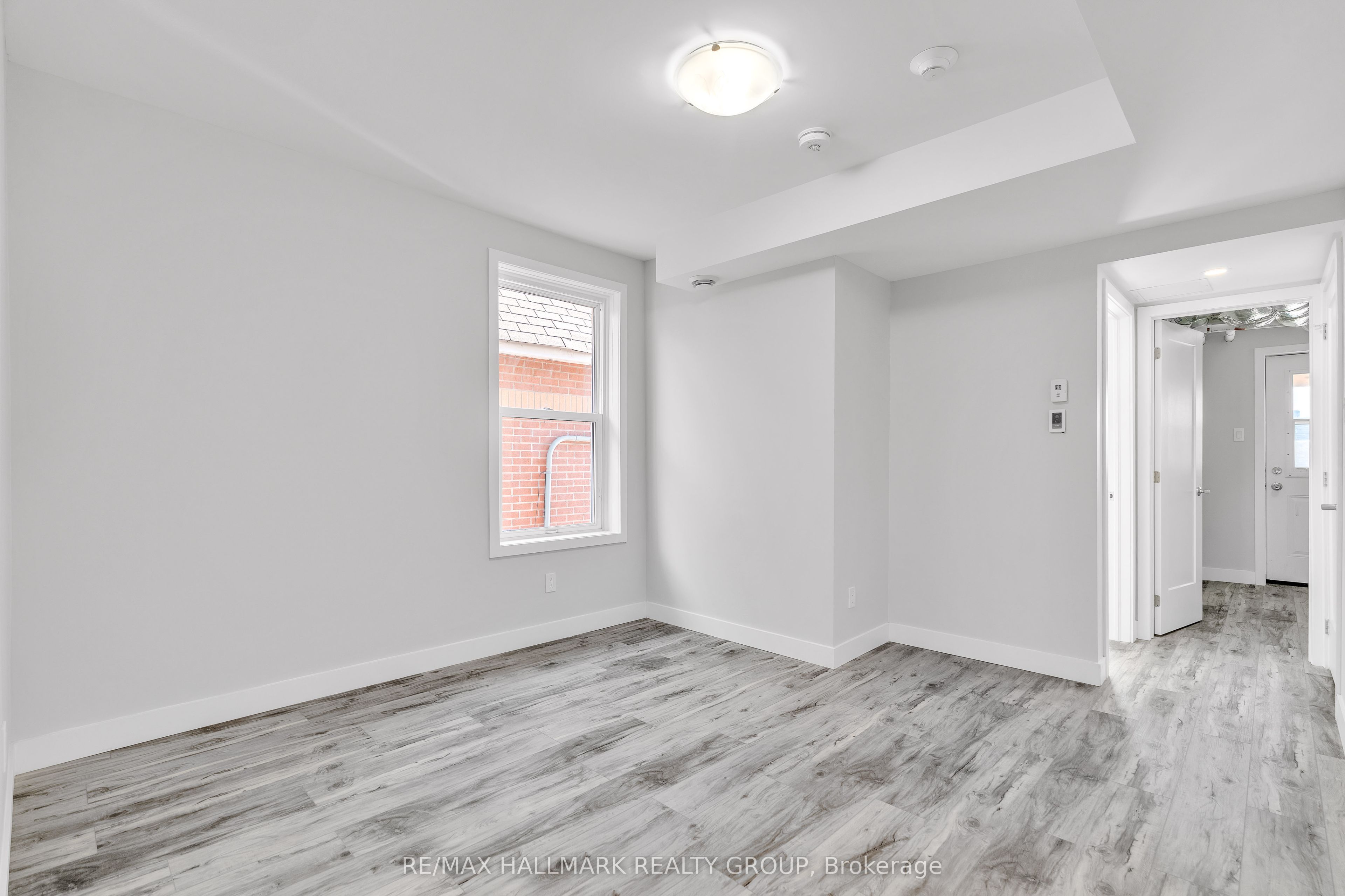261 Somerset Street E 3, Ottawa Centre, ON K1N 6V5 photo 5