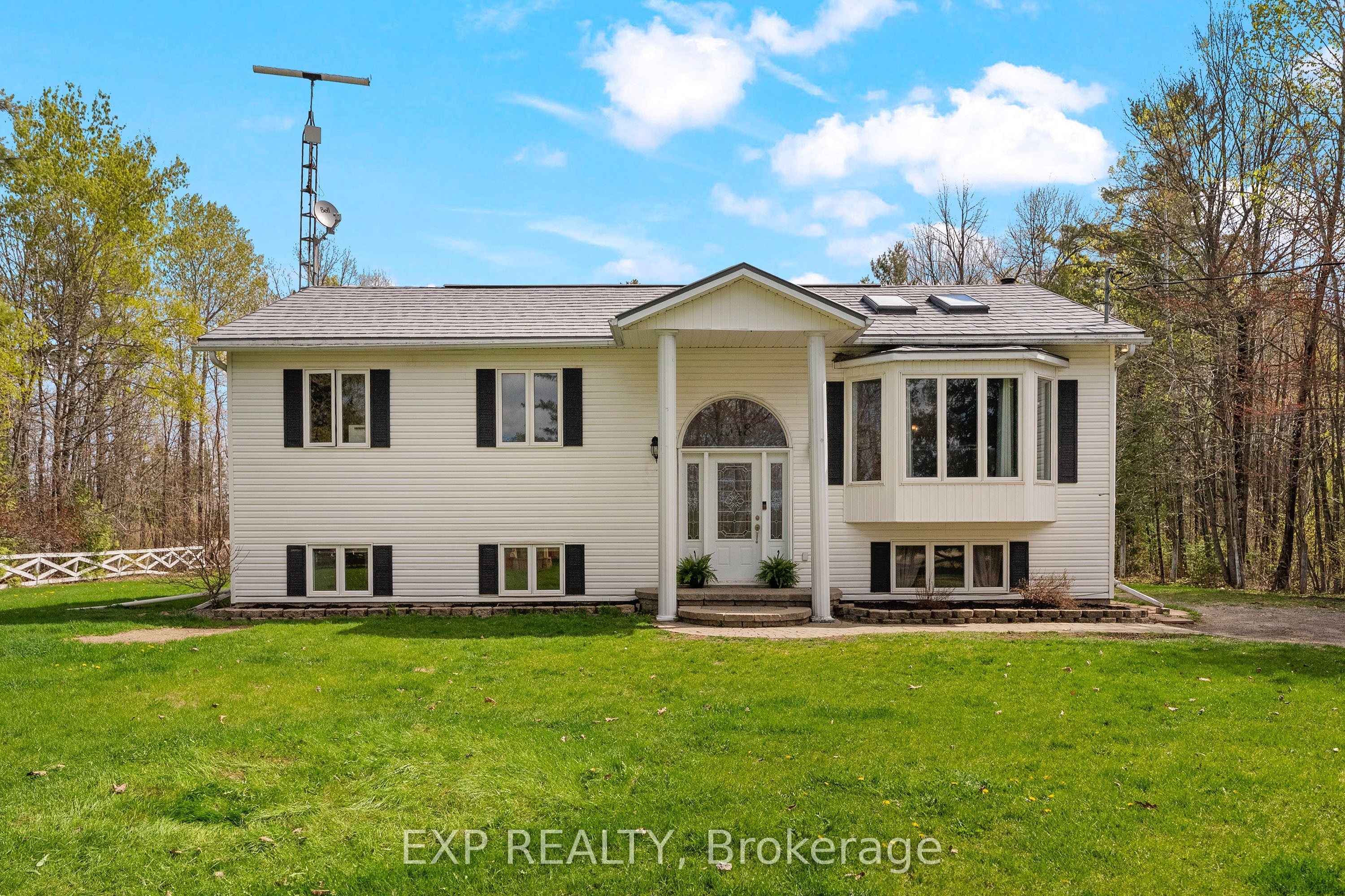 1348 Scheel Drive, McNab/Braeside, ON K0A 1G0 photo 2