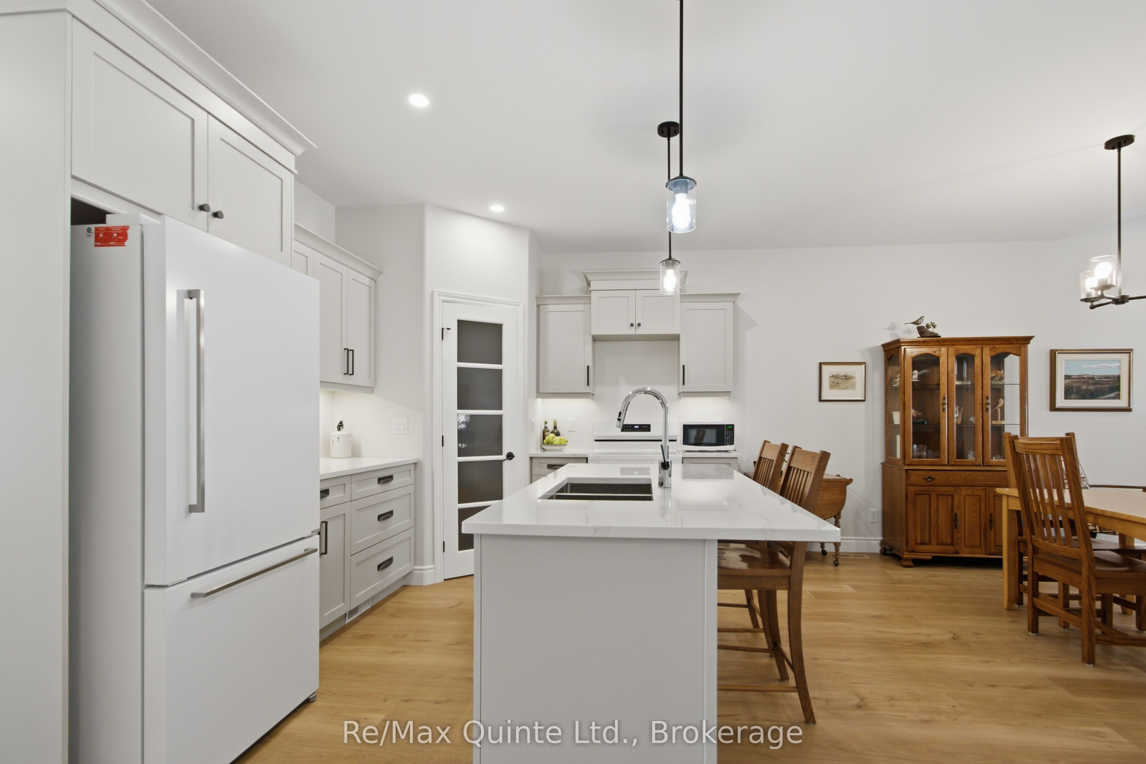 94 Raycroft Drive, Belleville, ON K8N 0R4 photo 5