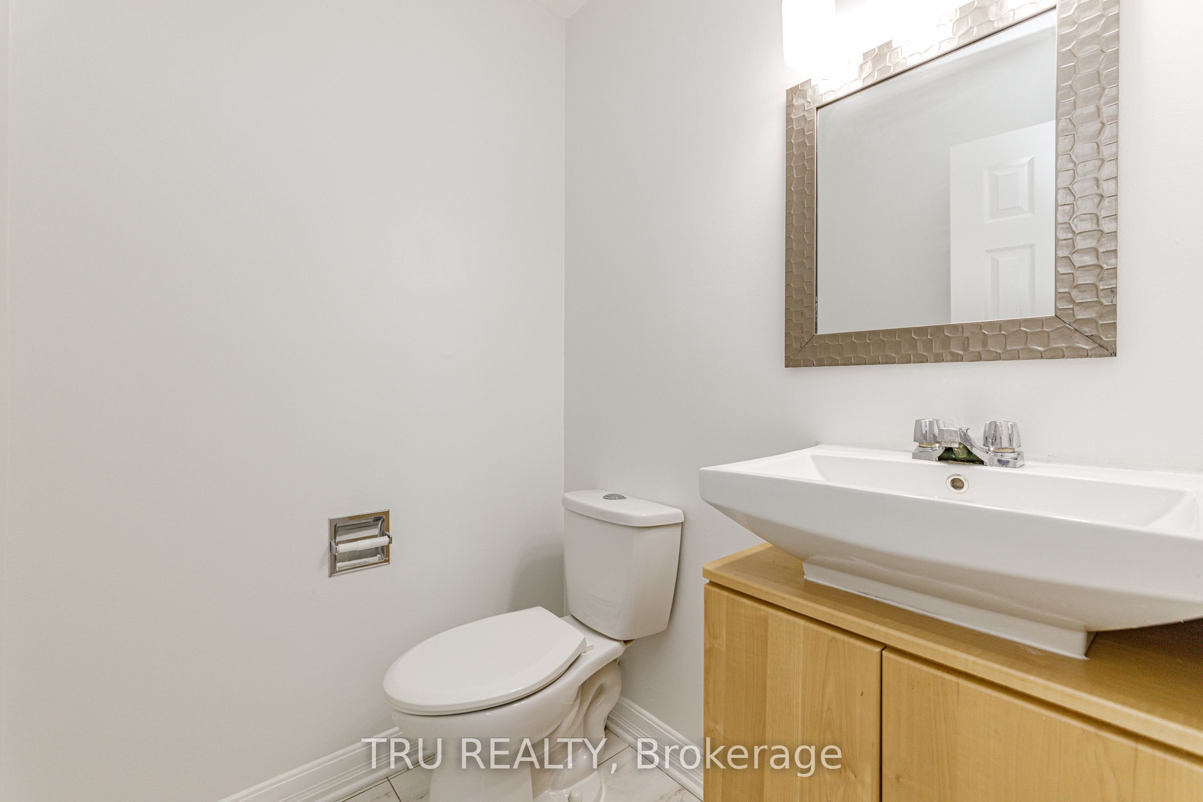 14 Wolfgang Drive, Barrhaven, ON K2J 1T1 photo 3