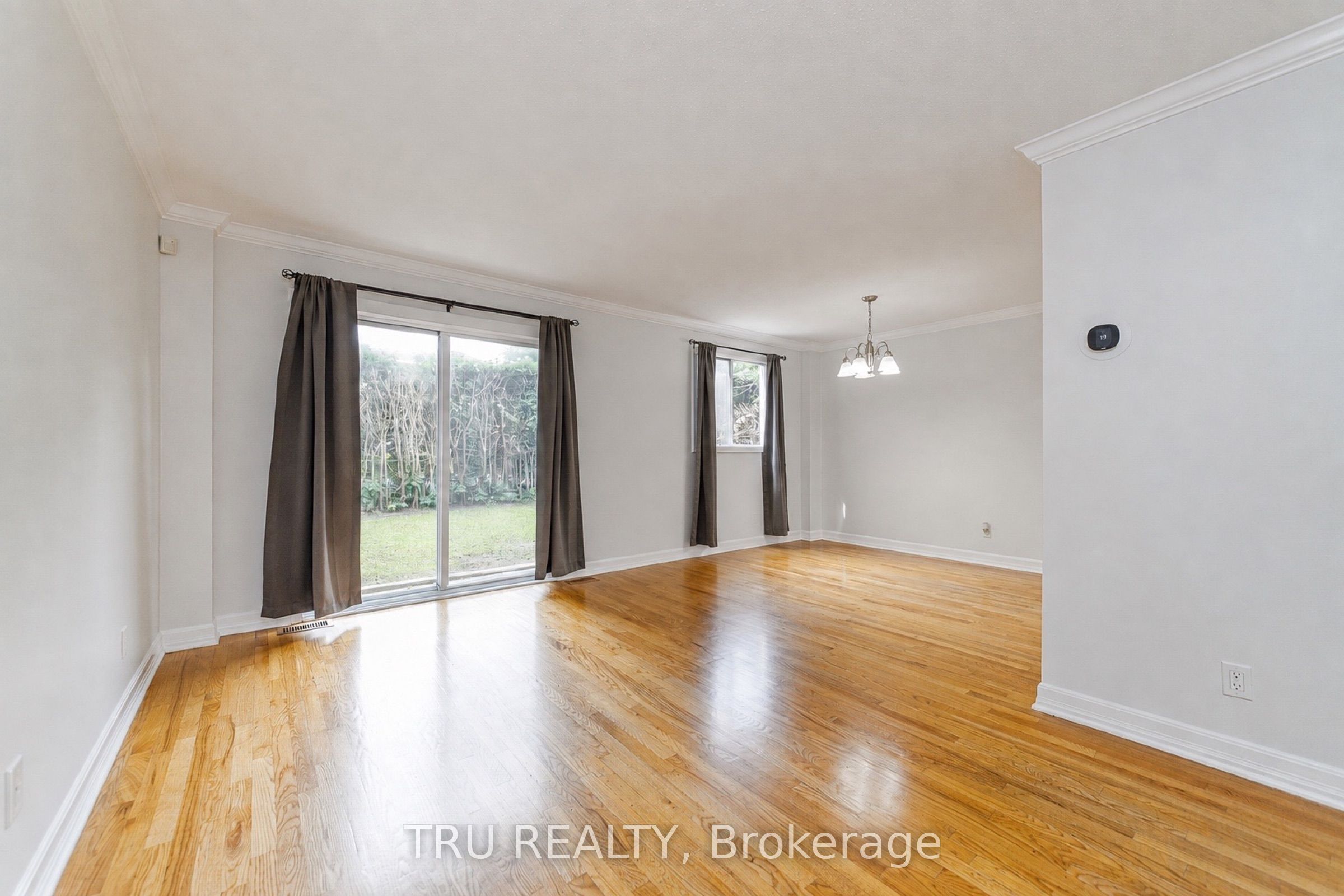 14 Wolfgang Drive, Barrhaven, ON K2J 1T1 photo 5