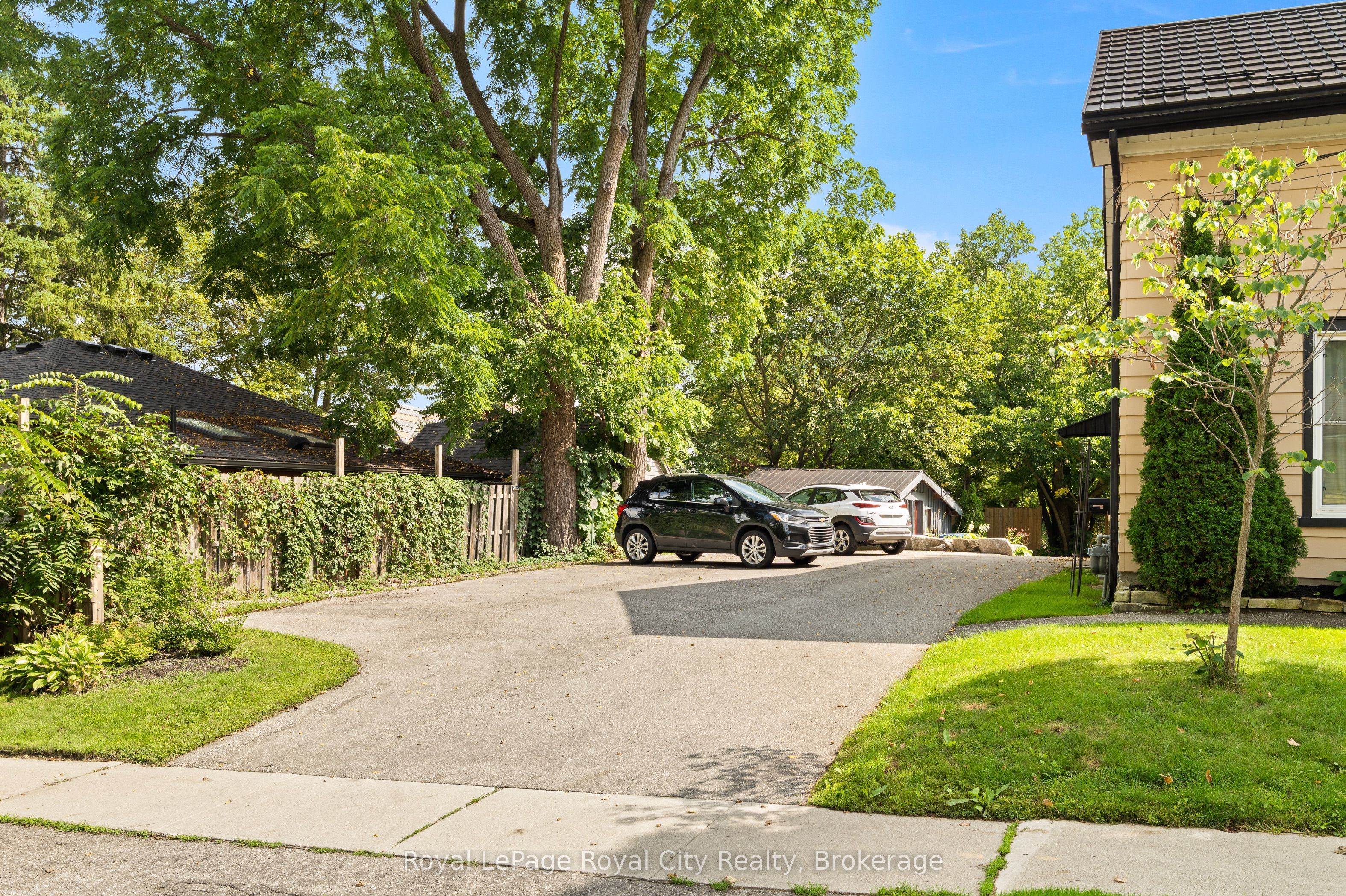 12 Foster Avenue, Guelph, ON N1H 3B3 photo 2