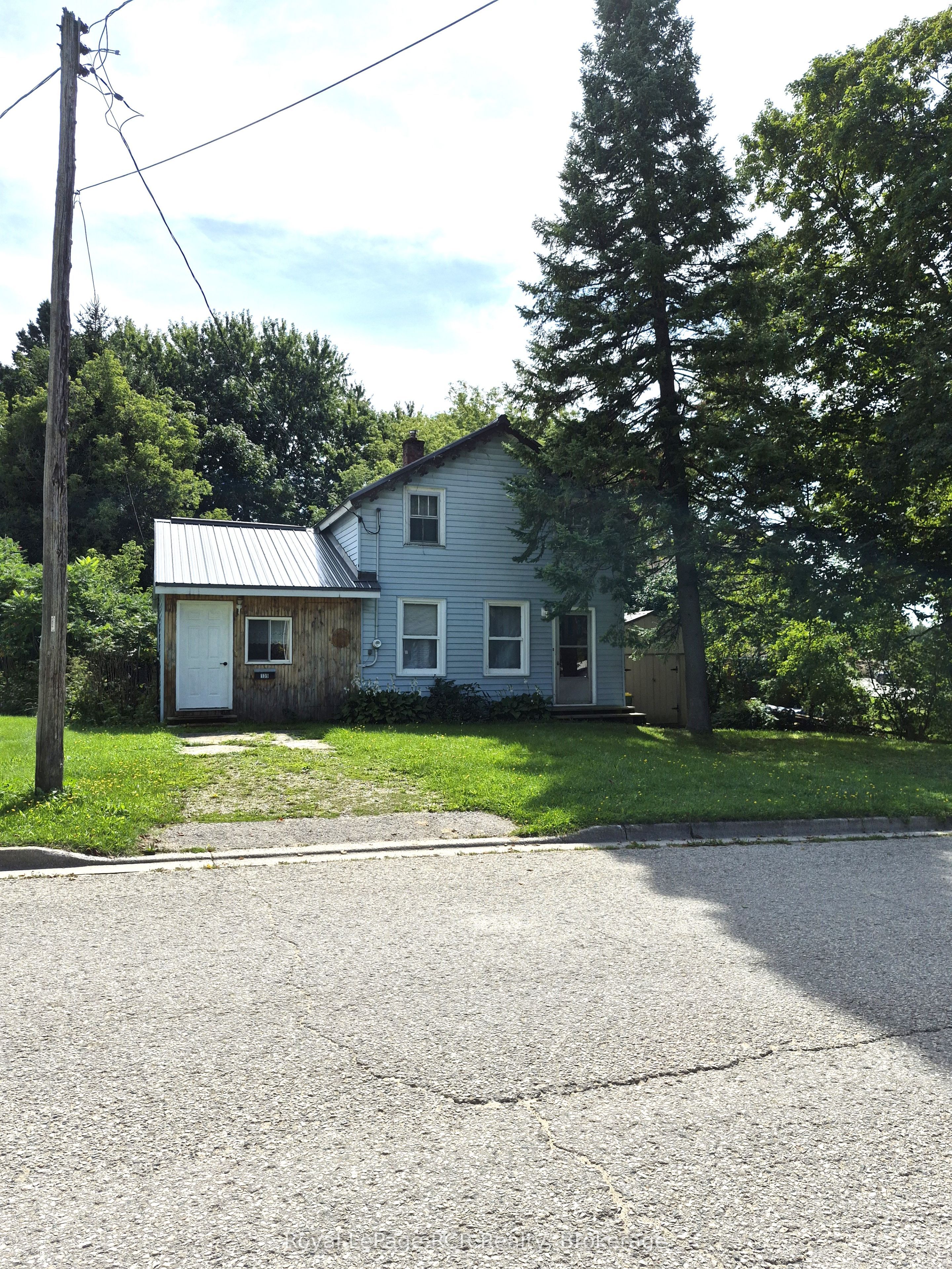135 Isla Street, Grey Highlands, ON N0C 1H0