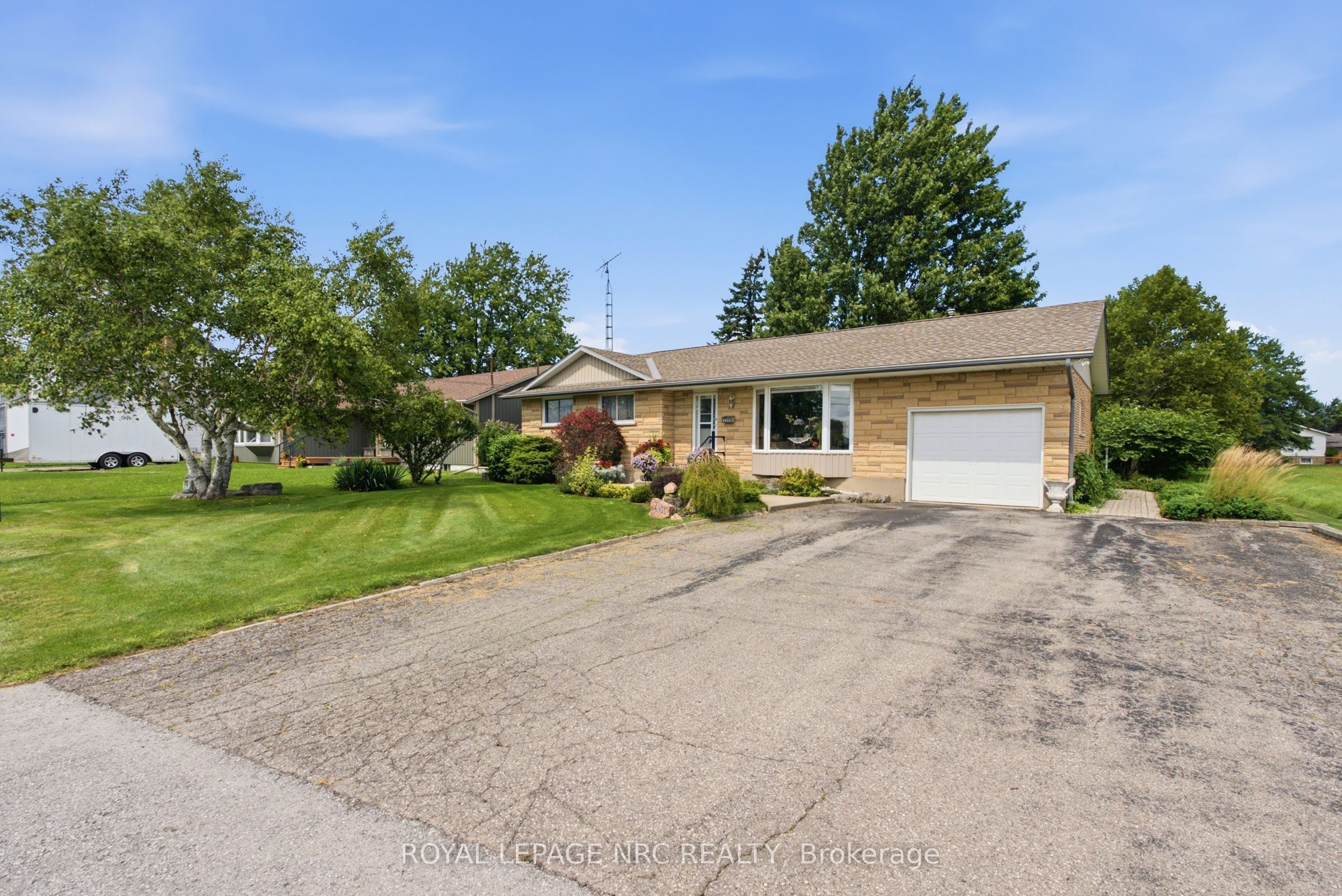 6453 Townline Road, West Lincoln, ON L0R 2A0