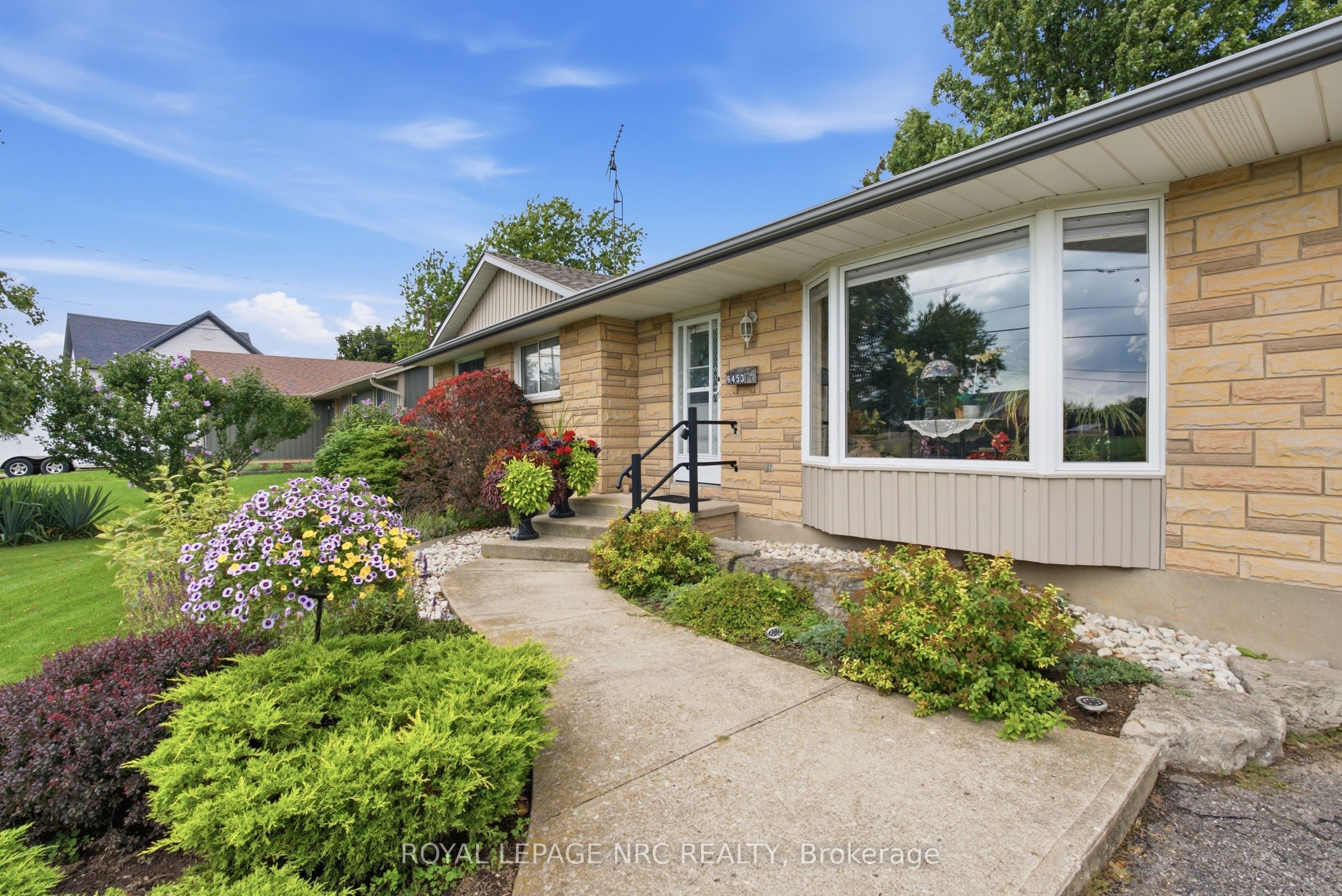 6453 Townline Road, West Lincoln, ON L0R 2A0 photo 4