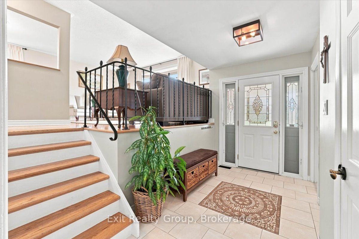 74 Burns Avenue, Quinte West, ON K8R 1G3 photo 3