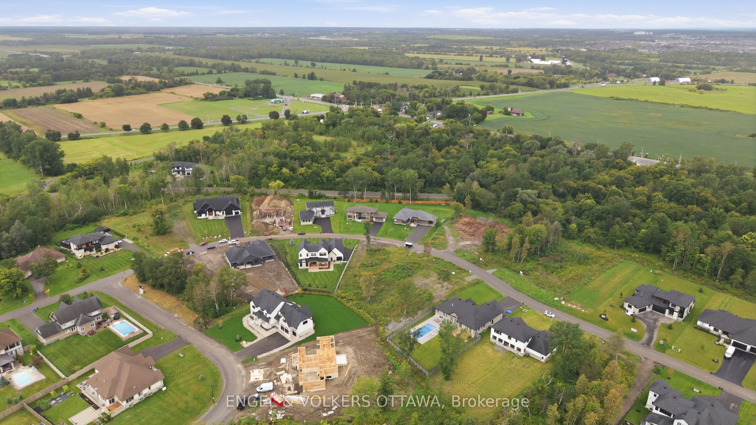 261 Cabrelle Place, Manotick - Kars - Rideau Twp and Area, ON K0A 2E0 photo 3