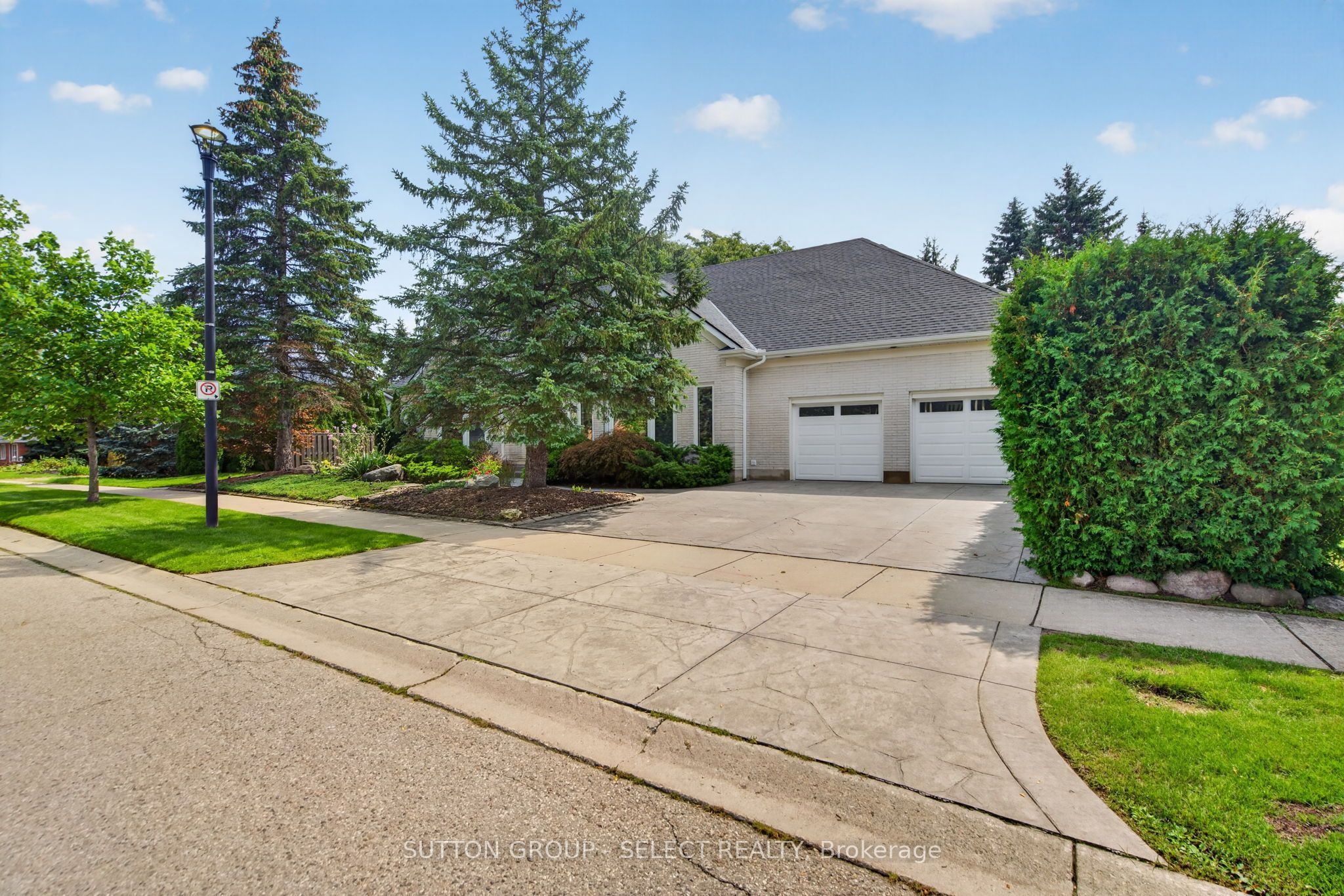 173 WHITEACRES Drive, London North, ON N6G 4N2 photo 4