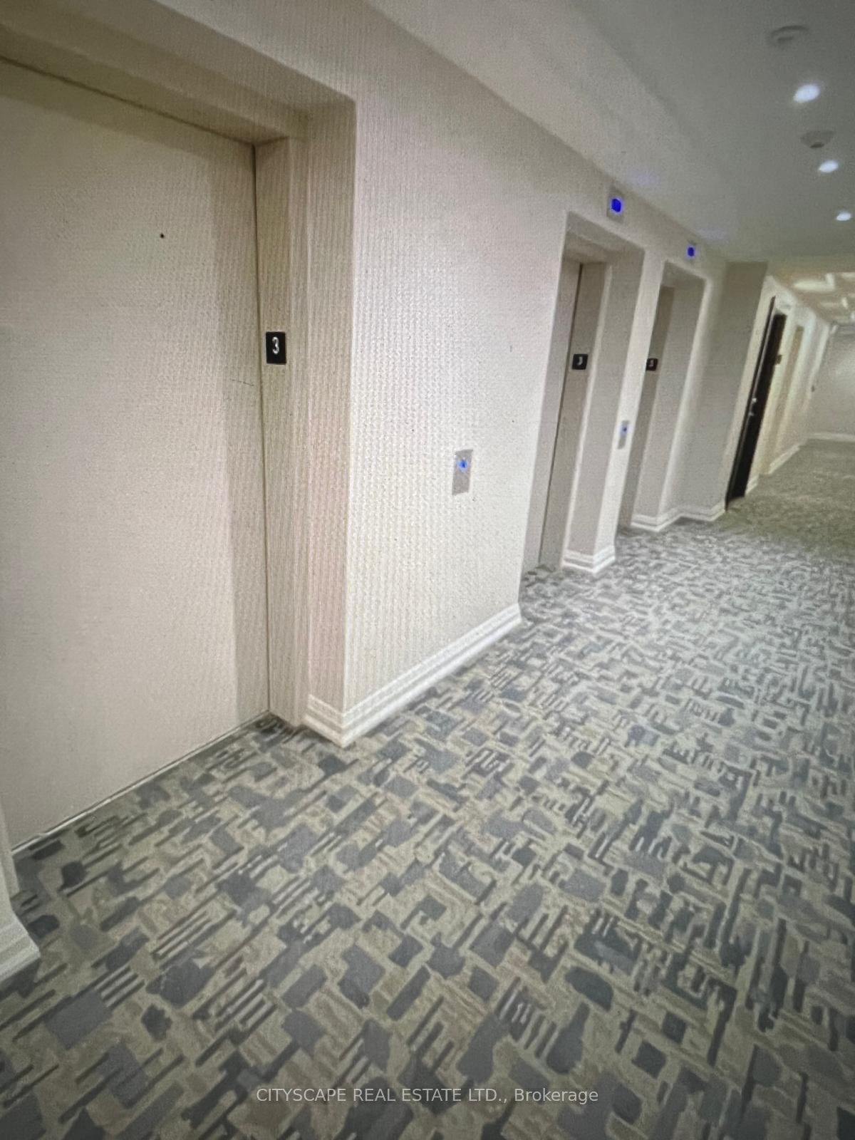 212 King William Street 507, Hamilton, ON L8R 0A7 photo 3