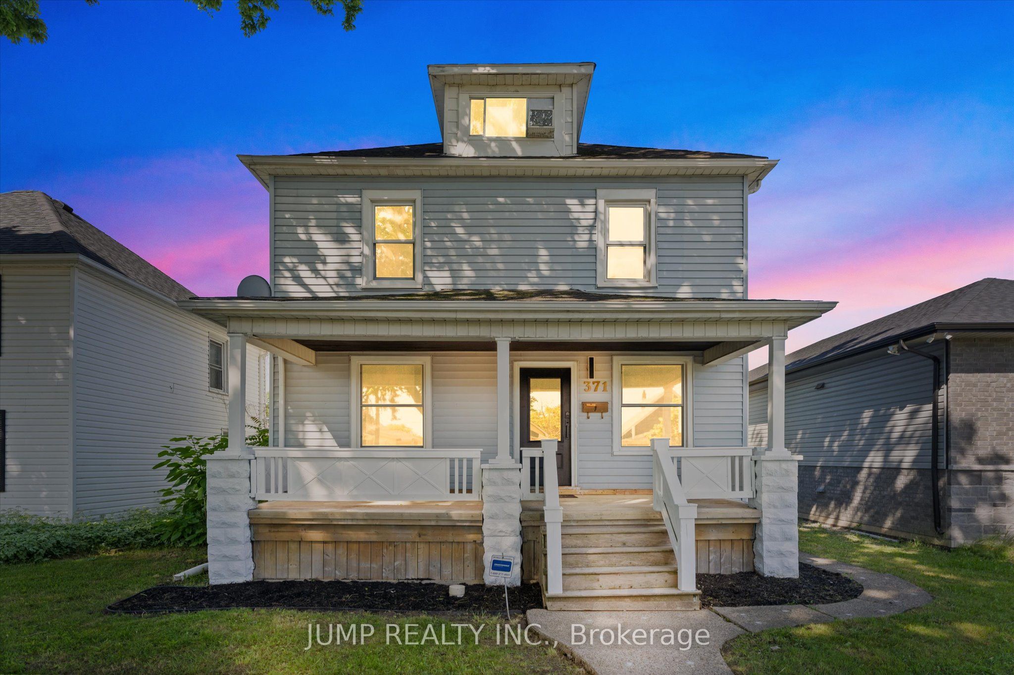 371 Curry Avenue, Windsor, ON N9B 2B6