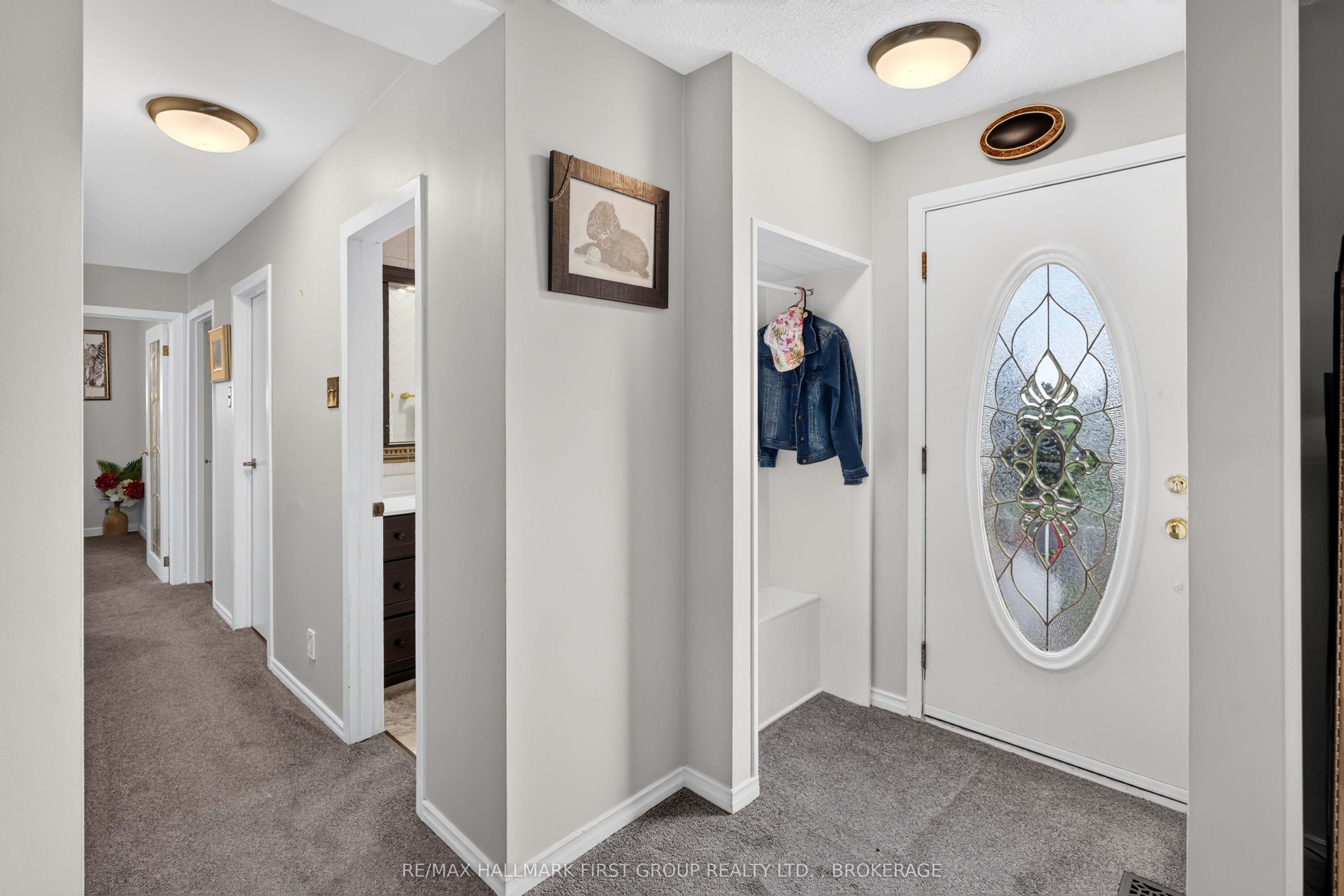 907 Millhaven Road, Loyalist, ON K0H 2H0 photo 4