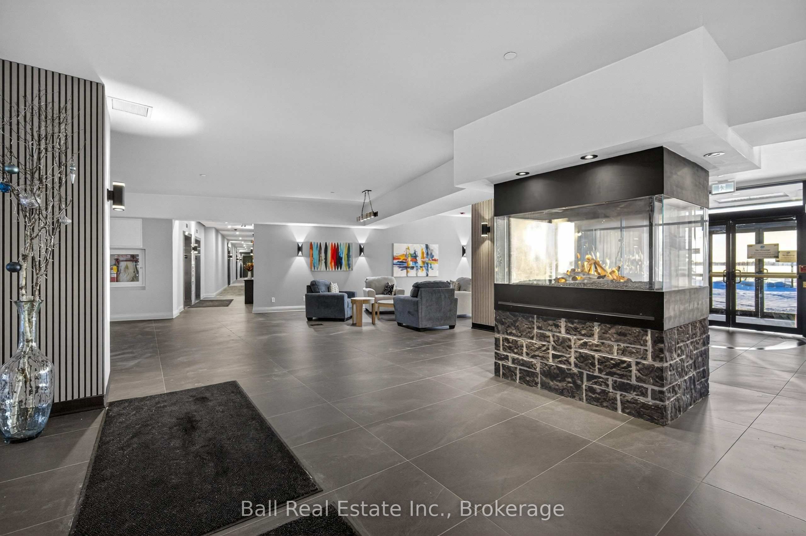 99 Louisa Street 116, Kawartha Lakes, ON K0M 1N0 photo 5