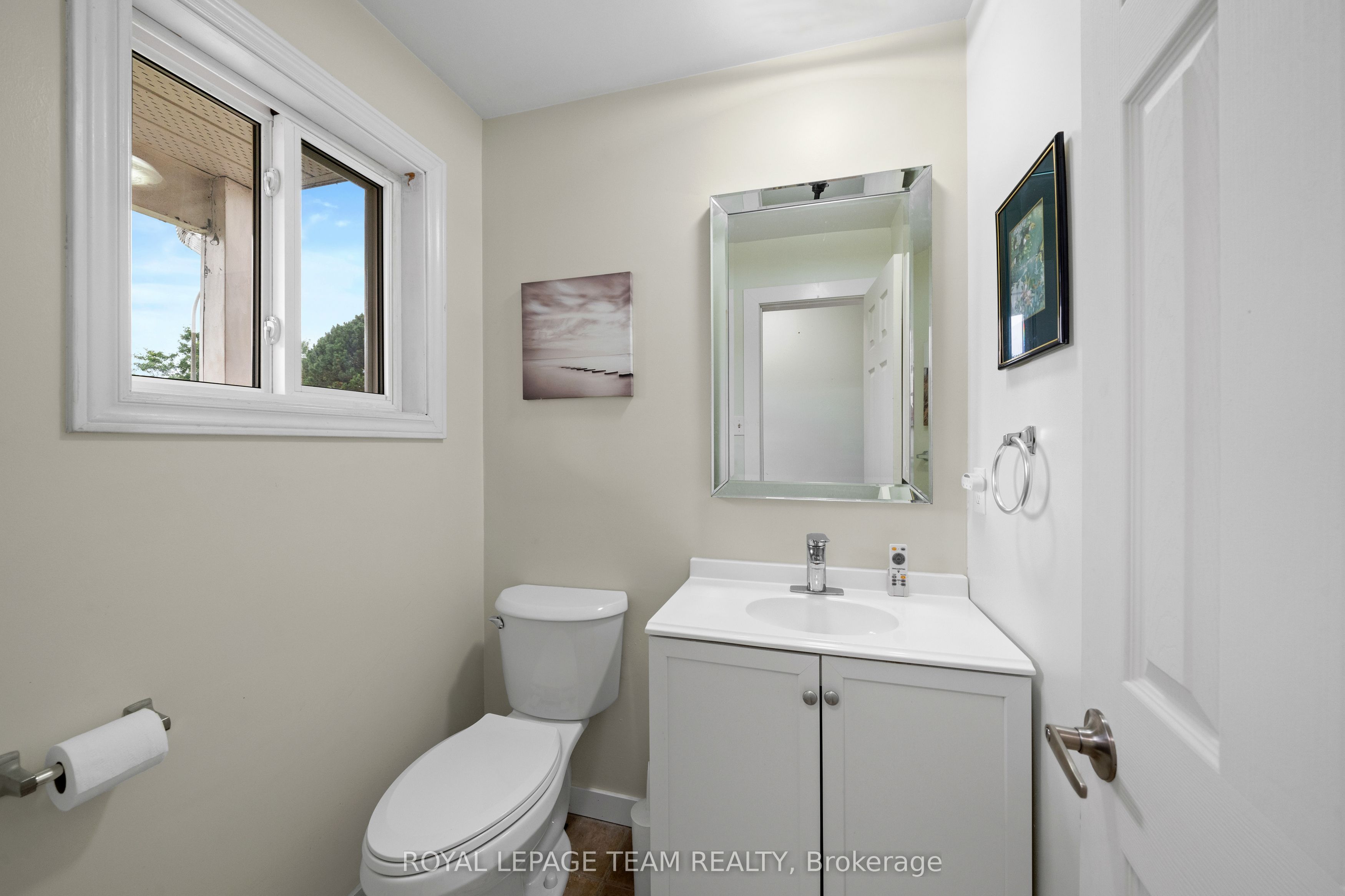 3 Benlark Road, Barrhaven, ON K2J 2L5 photo 5