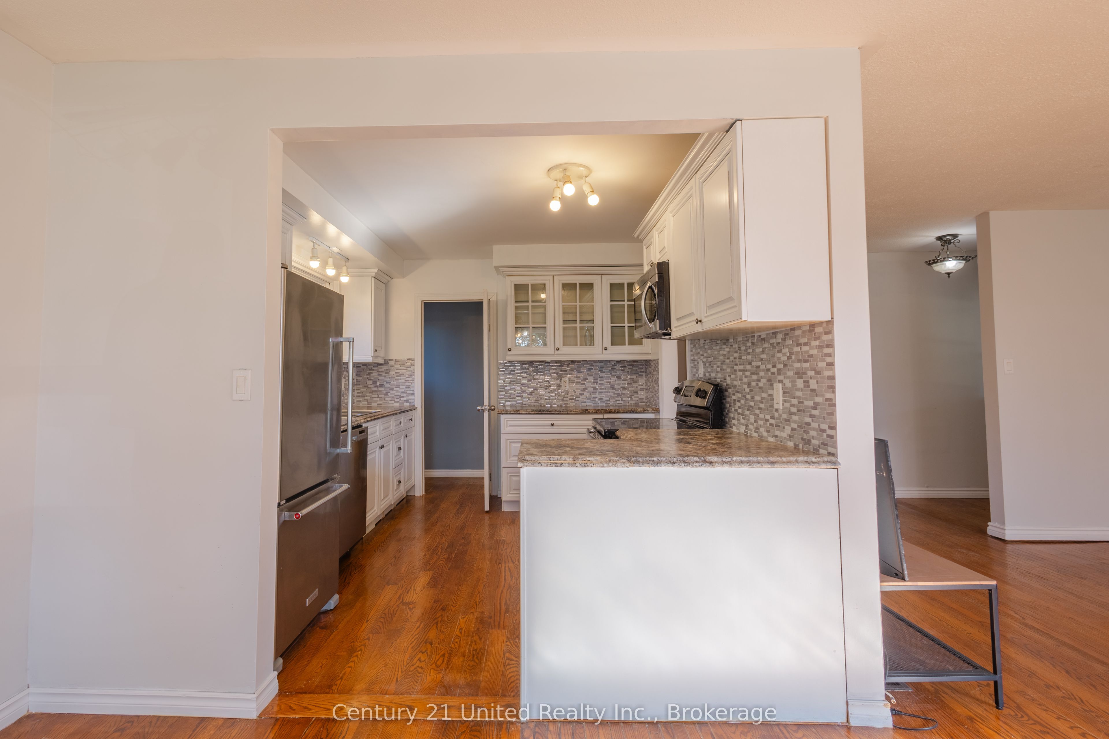 255 Woodward Avenue, Selwyn, ON K9L 1K1 photo 4