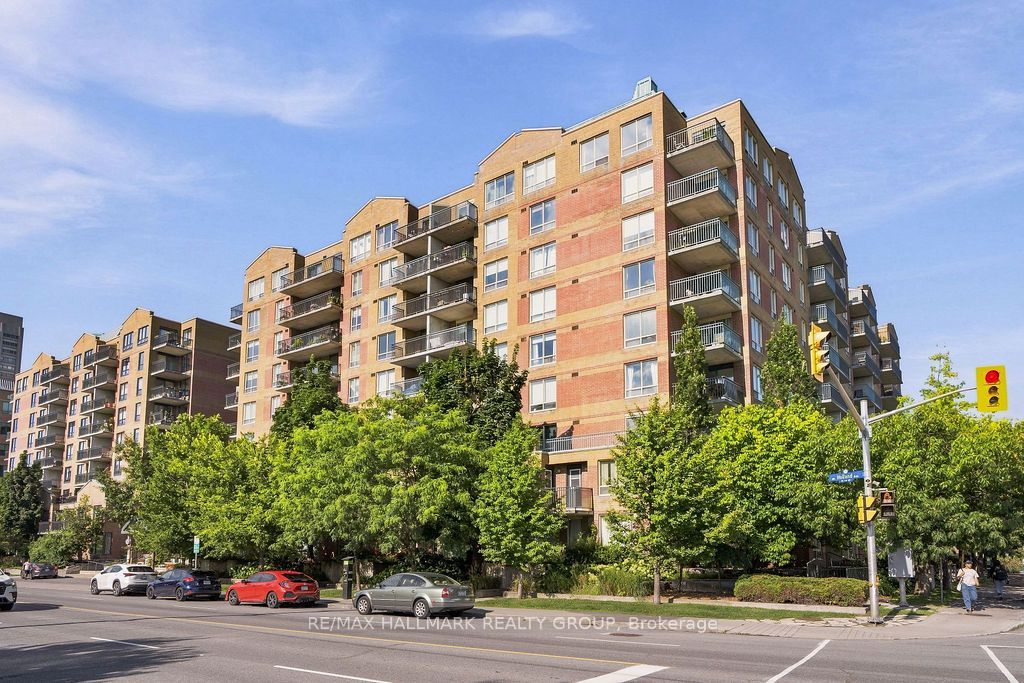45 Holland Avenue 408, Tunneys Pasture and Ottawa West, ON K1Y 4S3