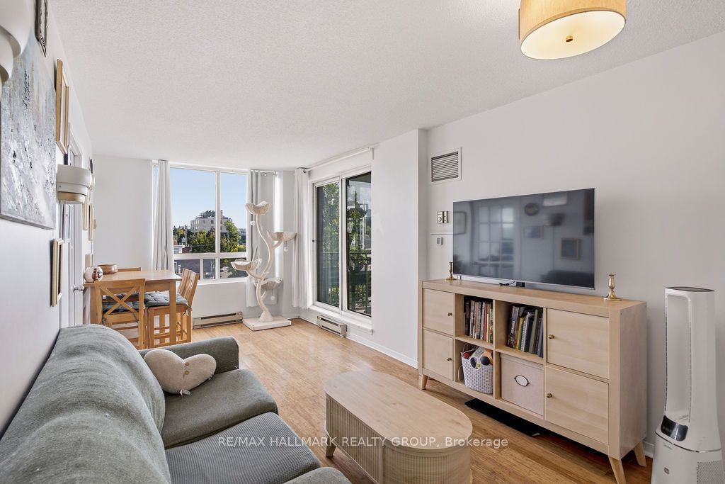 45 Holland Avenue 408, Tunneys Pasture and Ottawa West, ON K1Y 4S3 photo 4