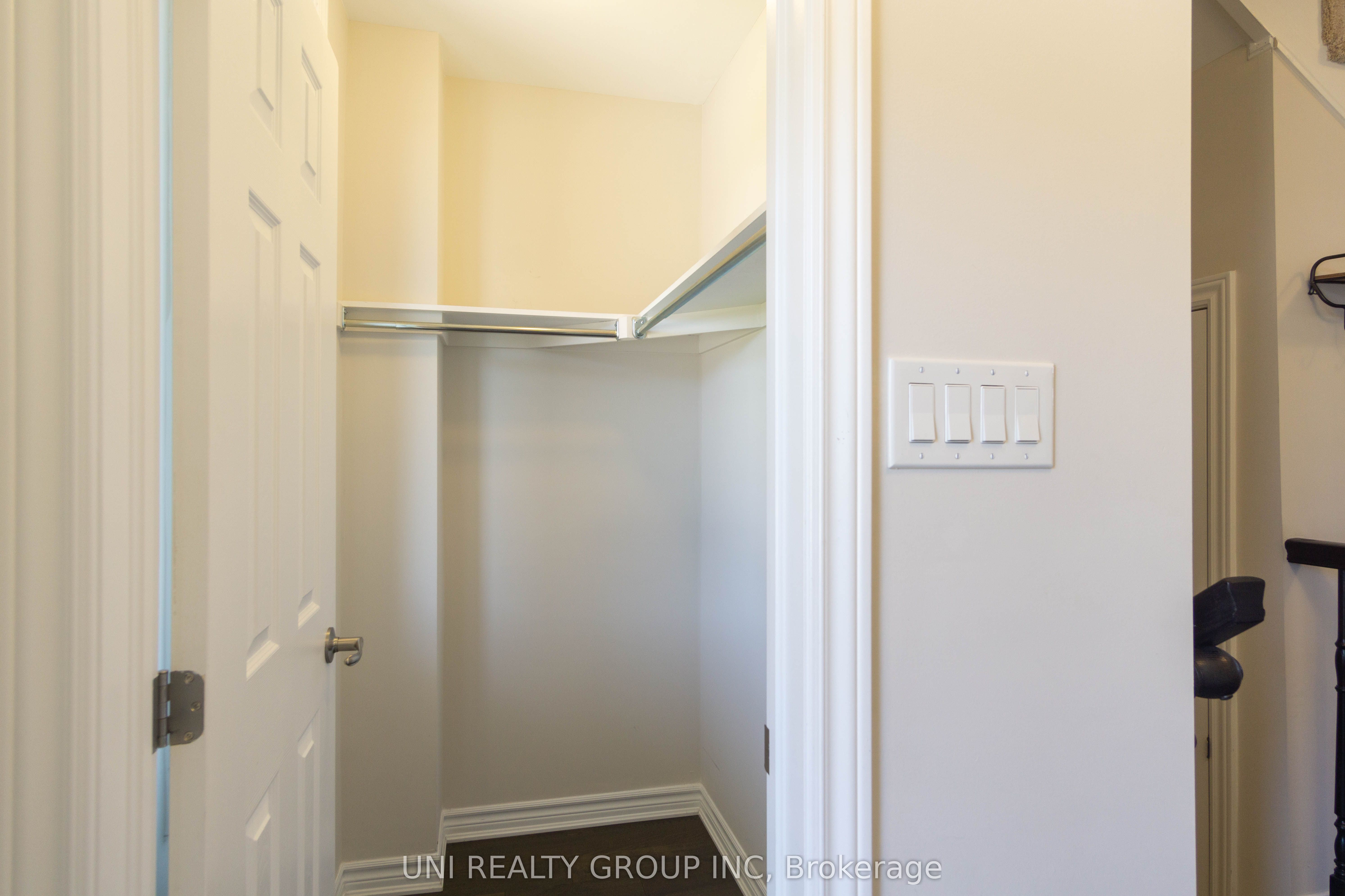 335 APHELION Crescent, Barrhaven, ON K2J 6N4 photo 3