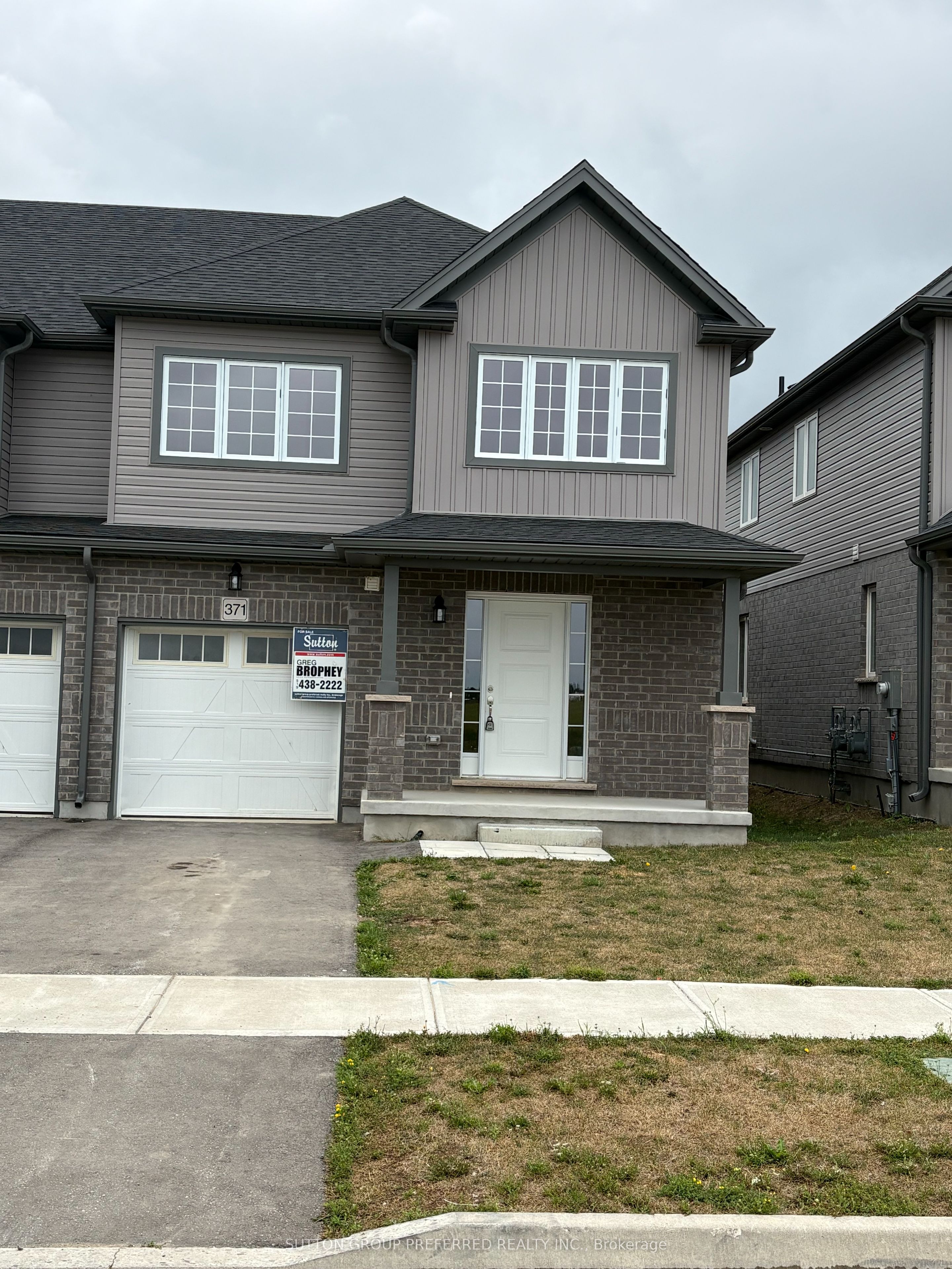 371 KENNINGTON Way, London South, ON N6L 0H4