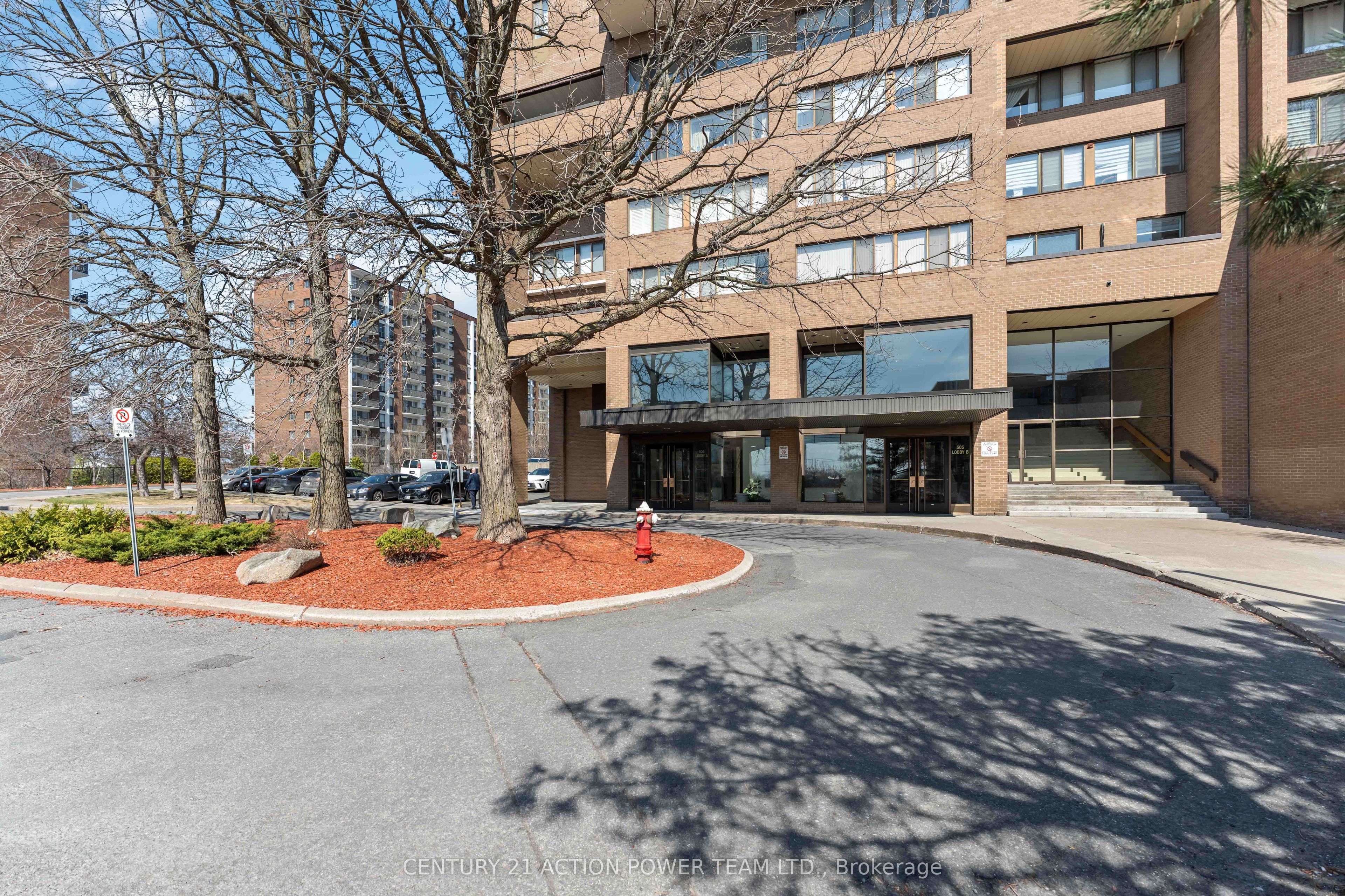 505 ST LAURENT Boulevard 903, Manor Park - Cardinal Glen and Area, ON K1K 3X4 photo 2