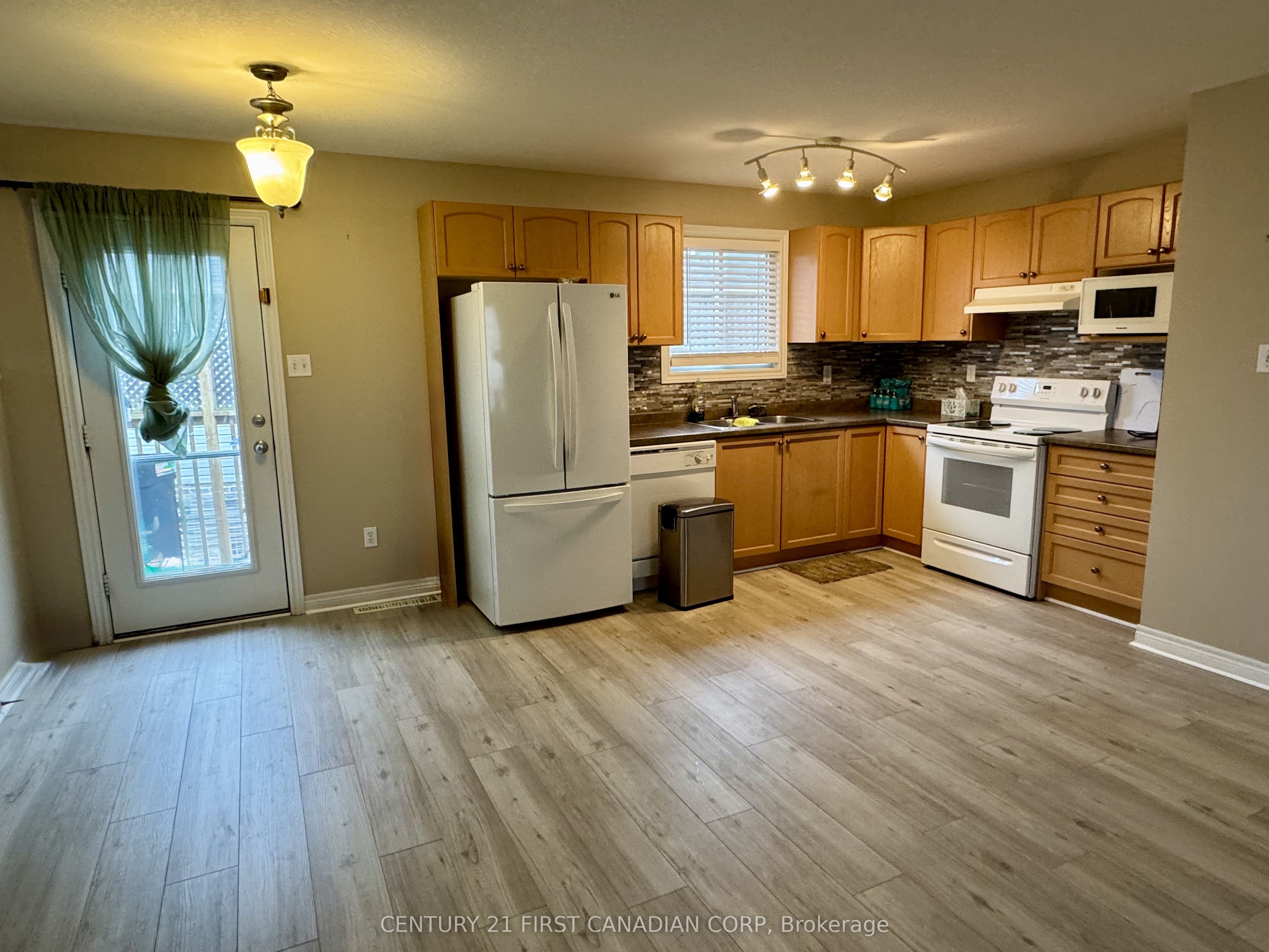 994 Marigold Street, London North, ON N5X 4N8 photo 3