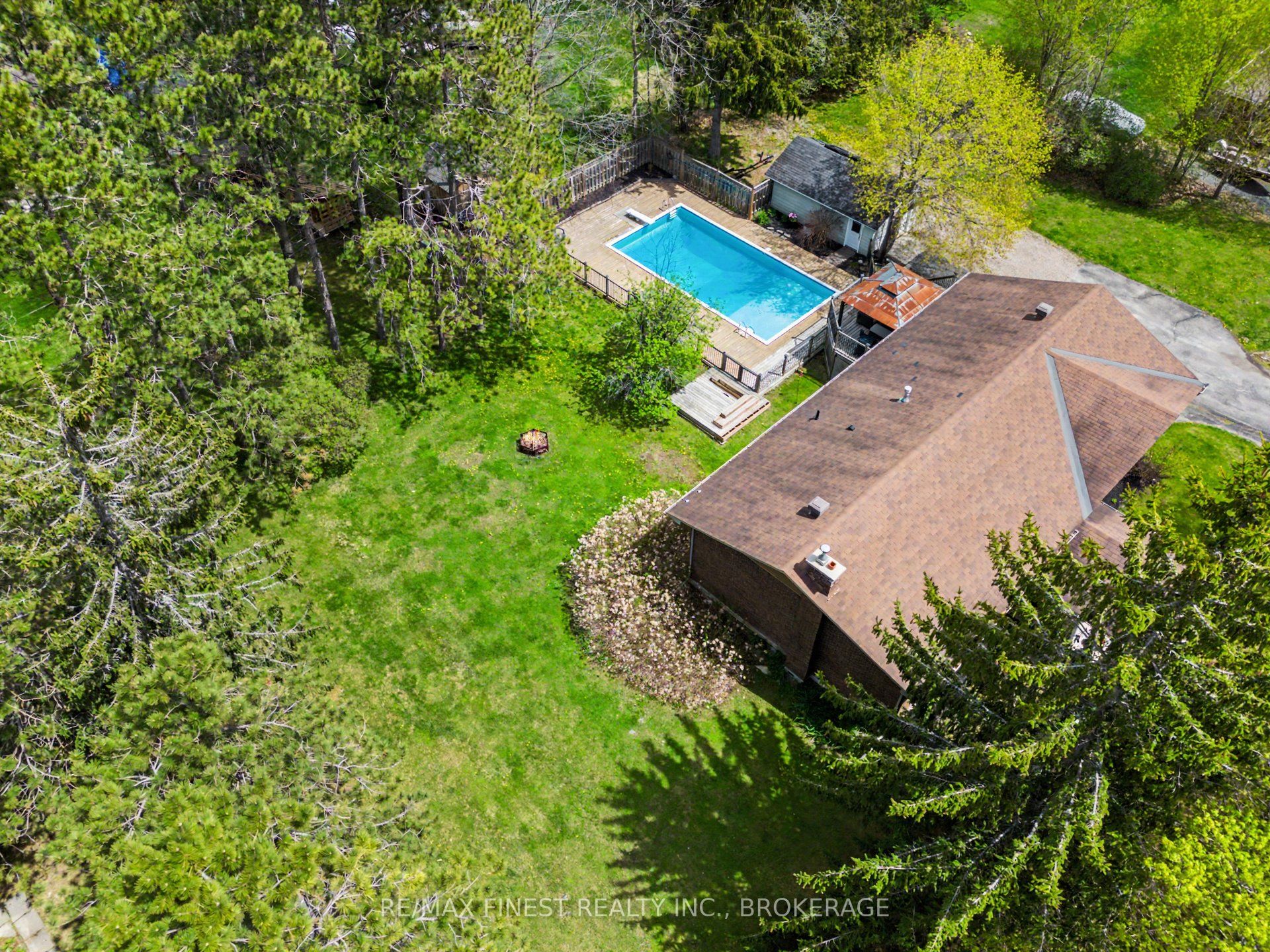 2518 Rideau Ferry Road, Drummond/North Elmsley, ON K7H 3C7 photo 2
