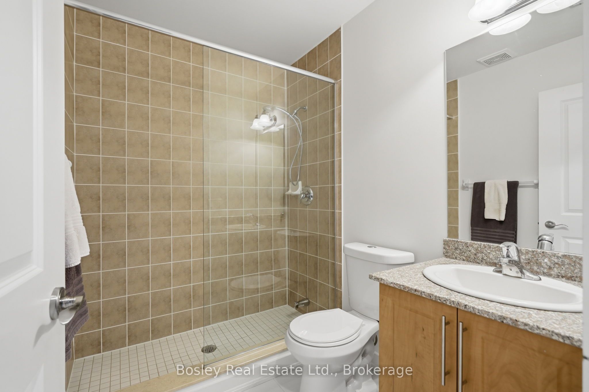 104 Farmgate Road 8, Blue Mountains, ON L9Y 0L7 photo 5