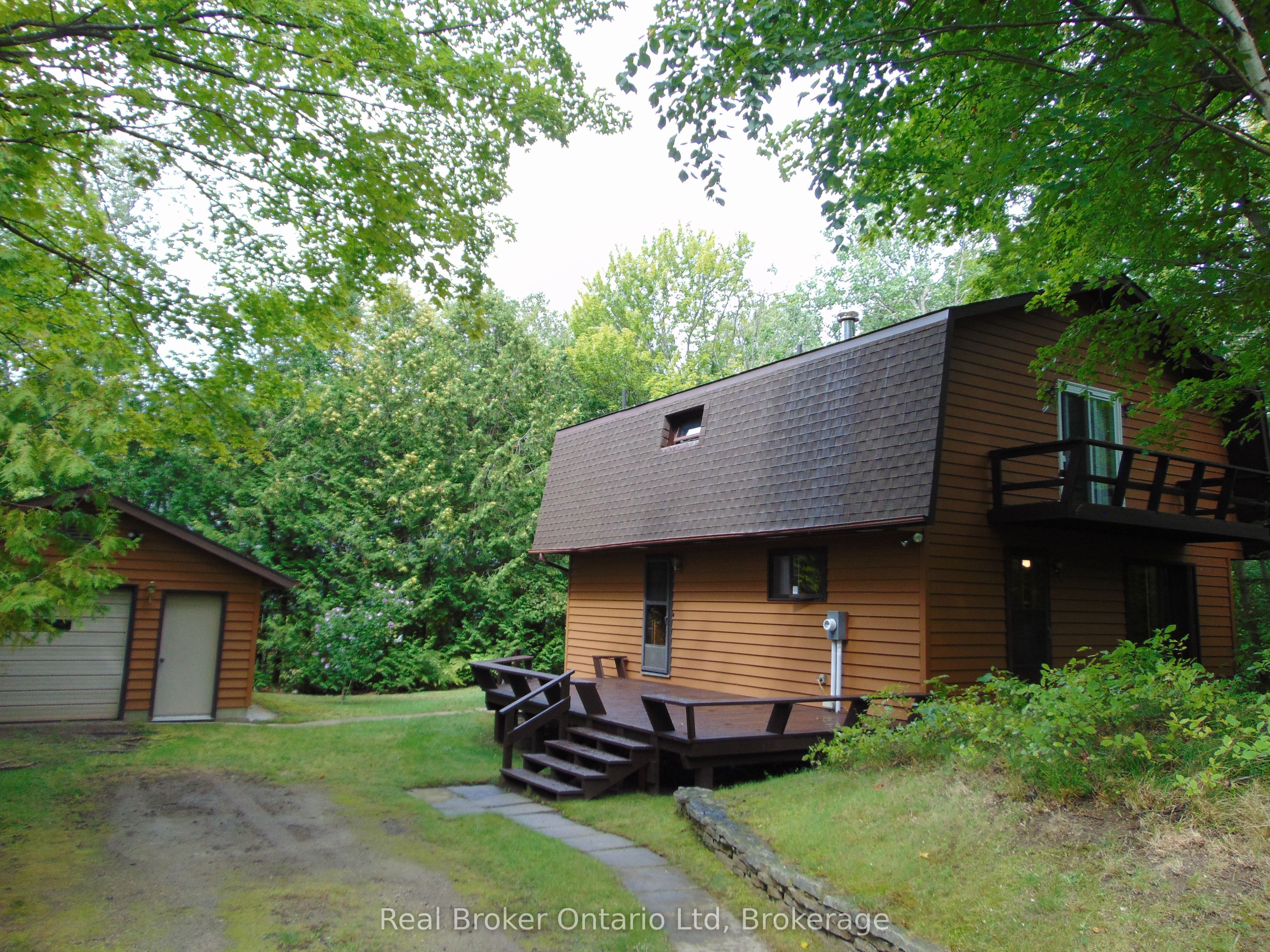 14 Emerson Avenue S, South Bruce Peninsula, ON N0H 2G0