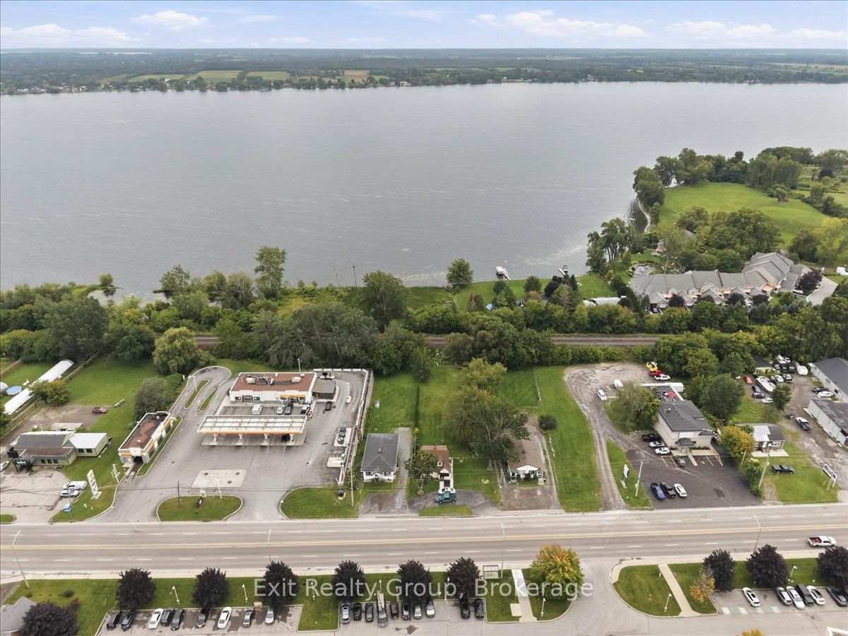 465 Dundas Street W, Belleville, ON K8P 1B6