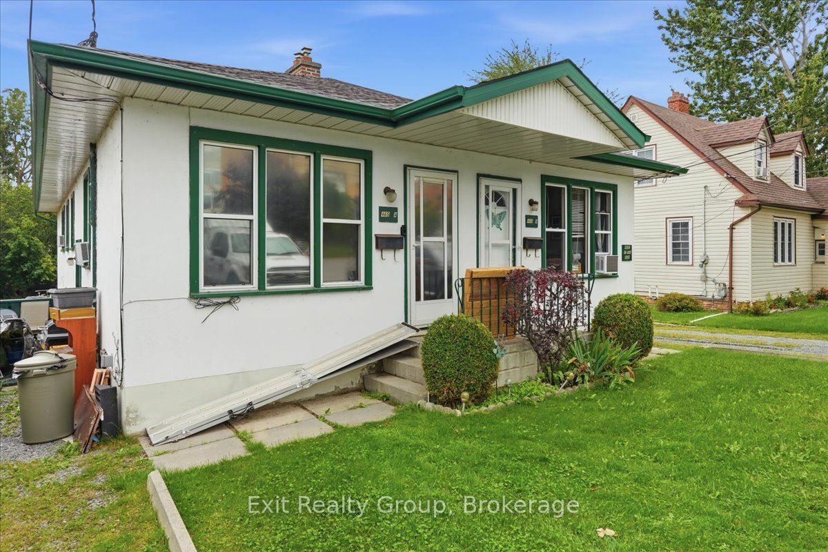 465 Dundas Street W, Belleville, ON K8P 1B6 photo 2