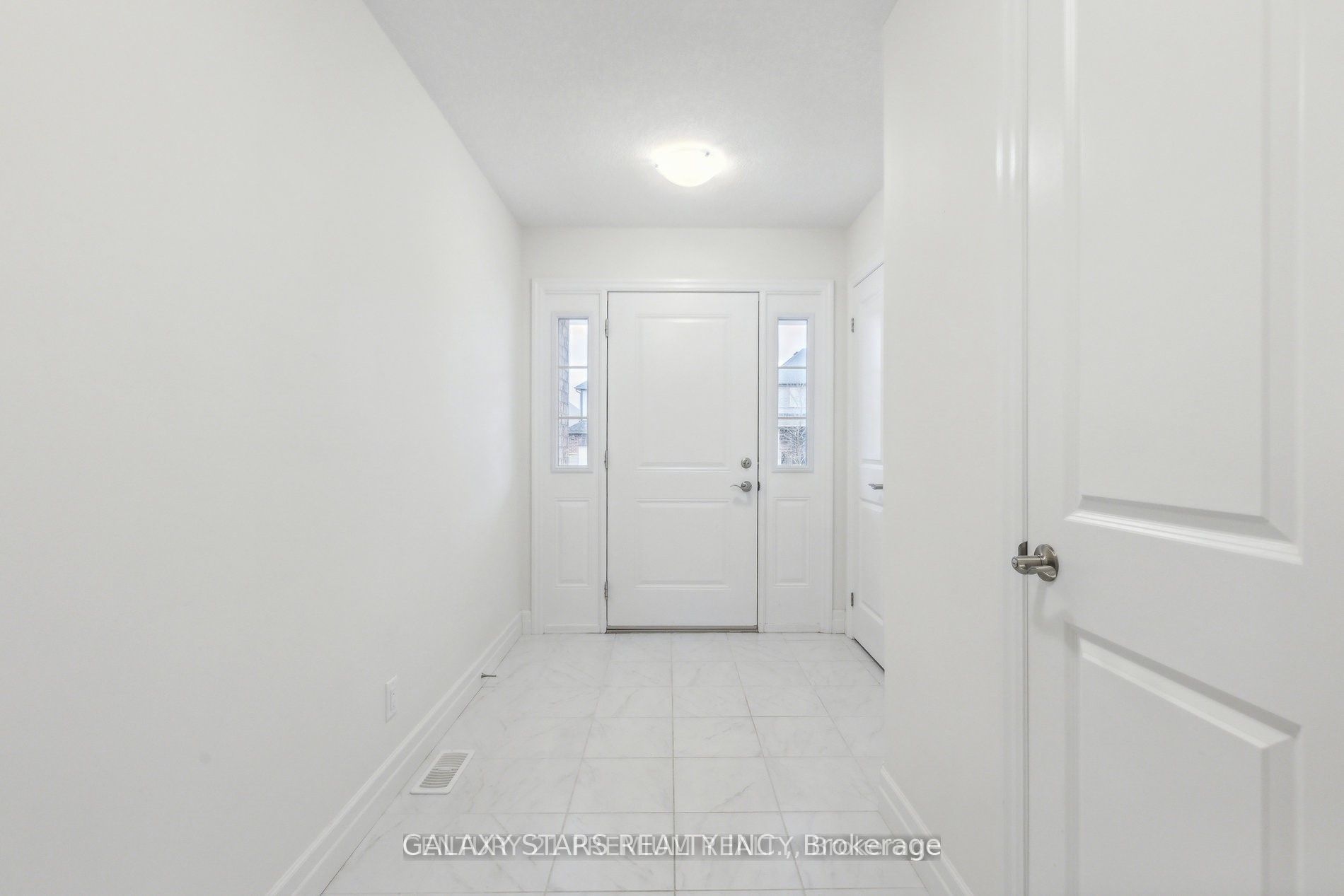33 Robertson Drive, Stratford, ON N5A 0J6 photo 3