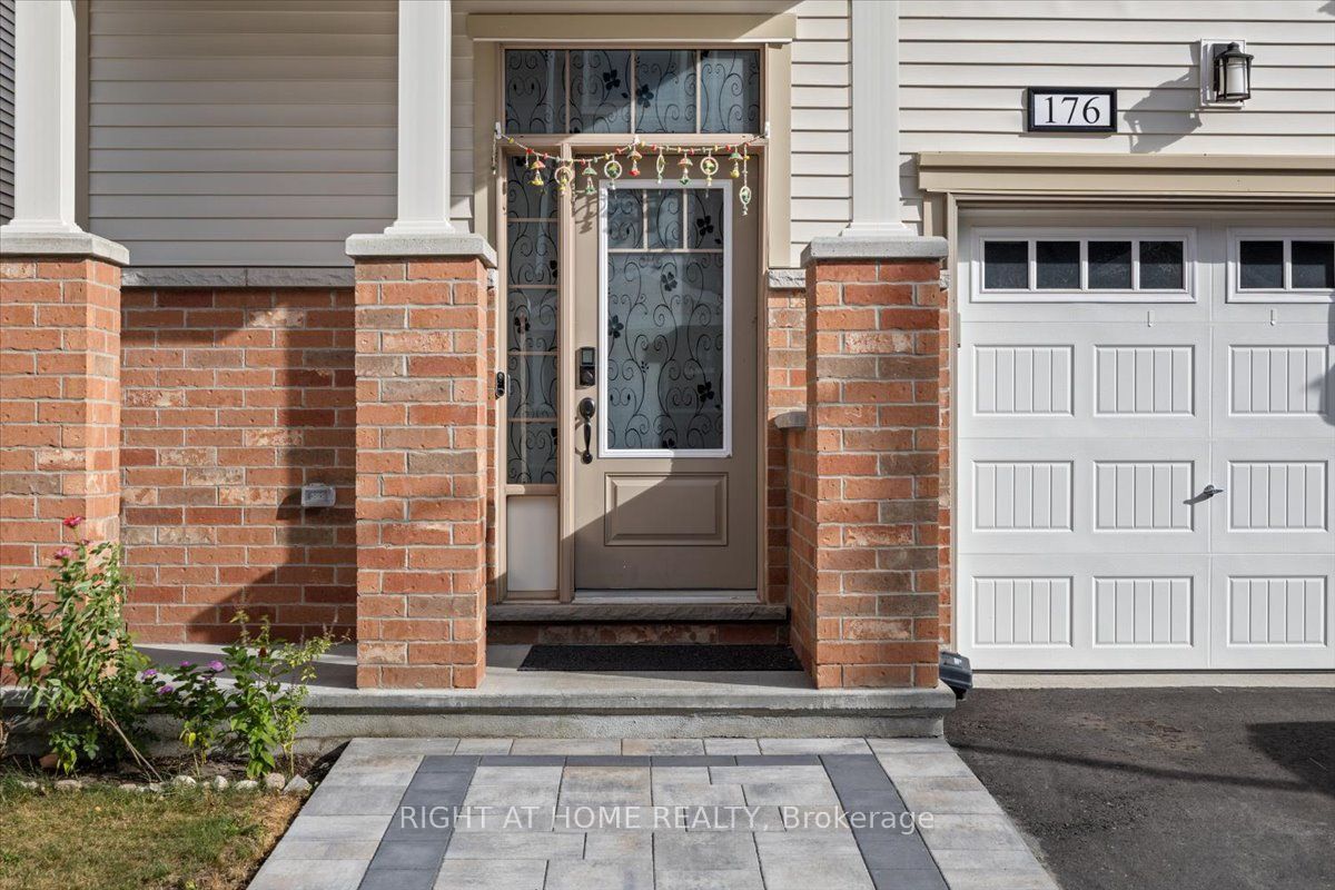 176 Harmattan Avenue, Stittsville - Munster - Richmond, ON K2S 2R3 photo 3