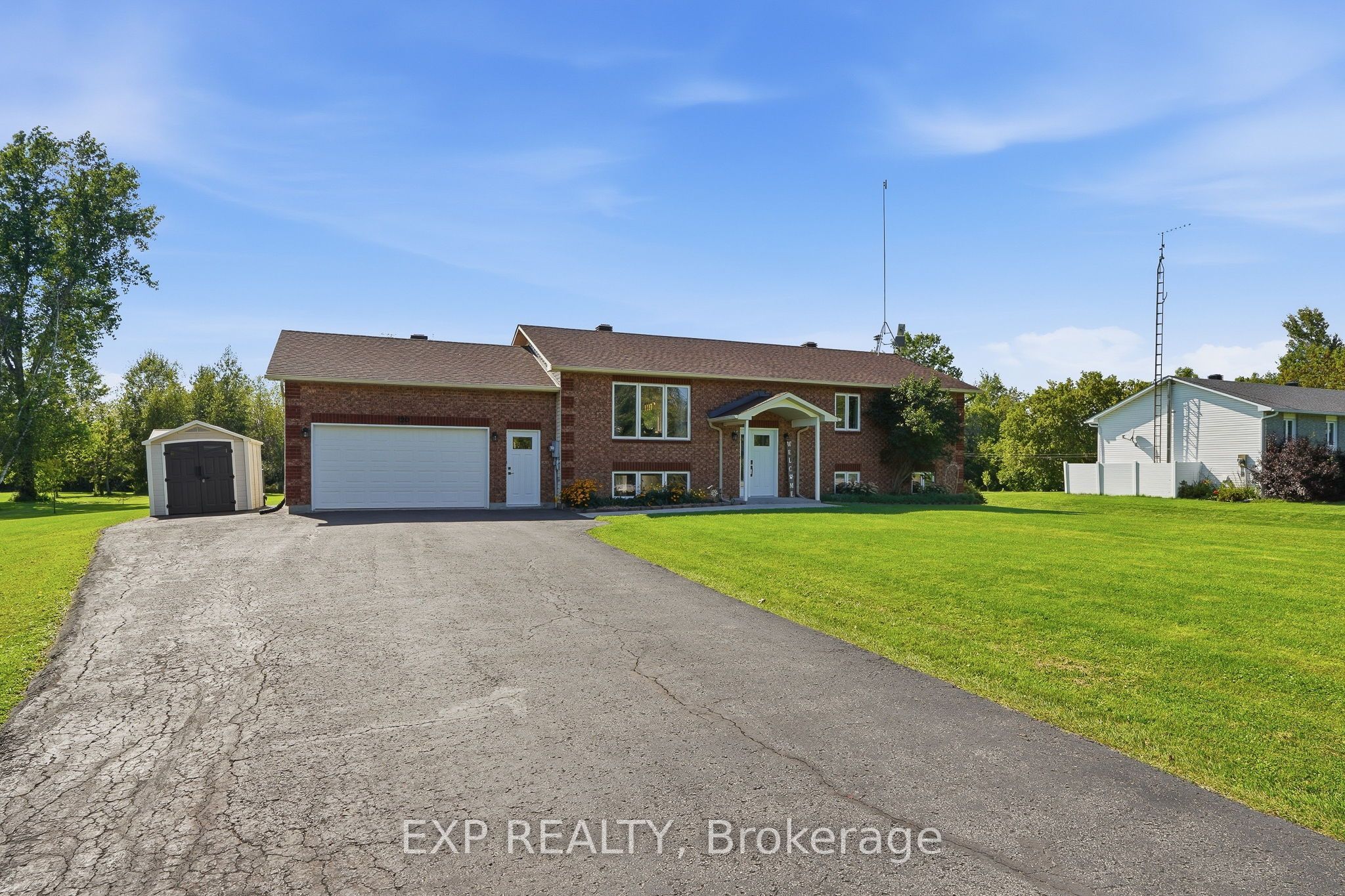 120 St Thomas Road, Russell, ON K0A 3H0 photo 2