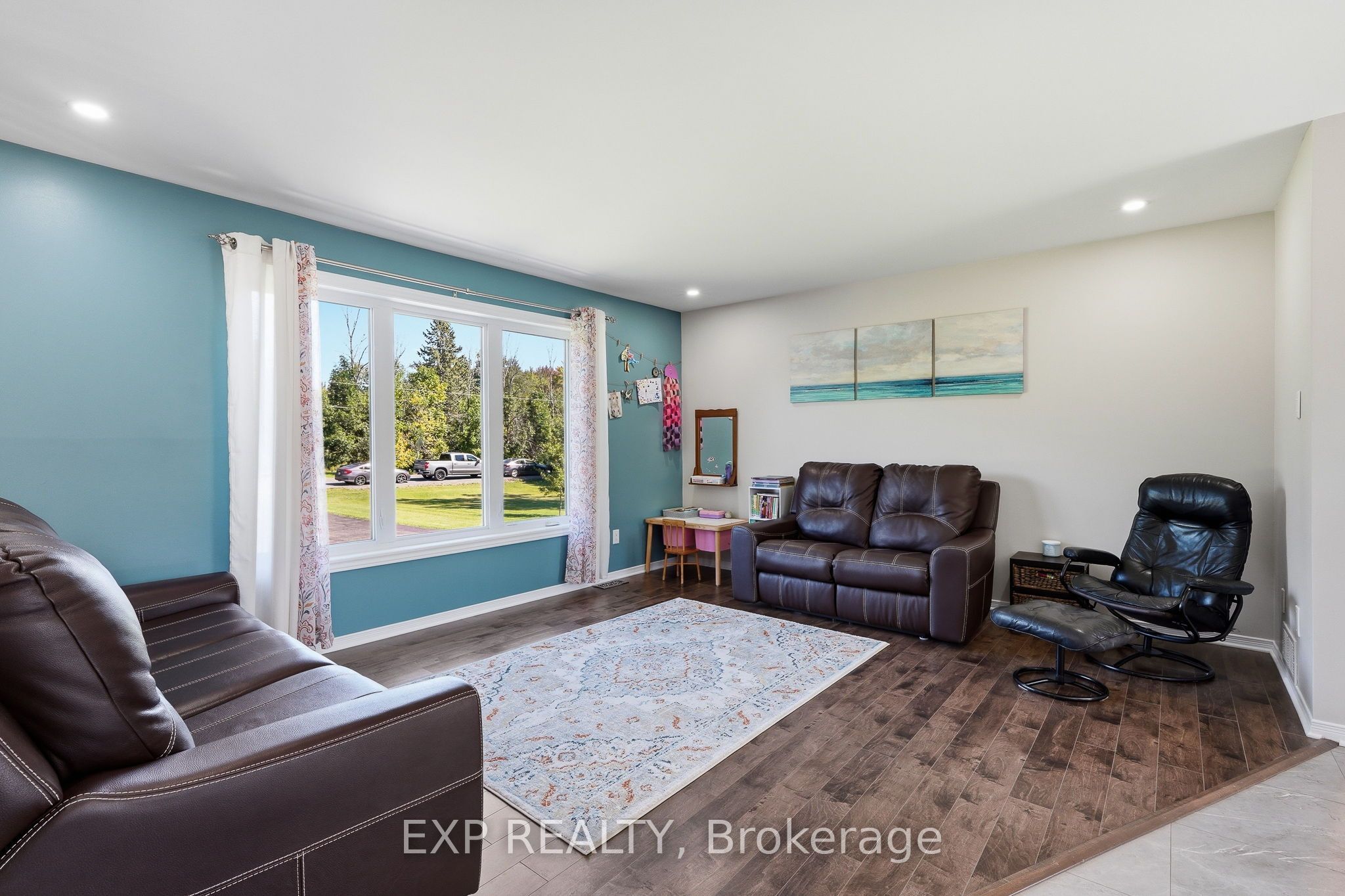 120 St Thomas Road, Russell, ON K0A 3H0 photo 5