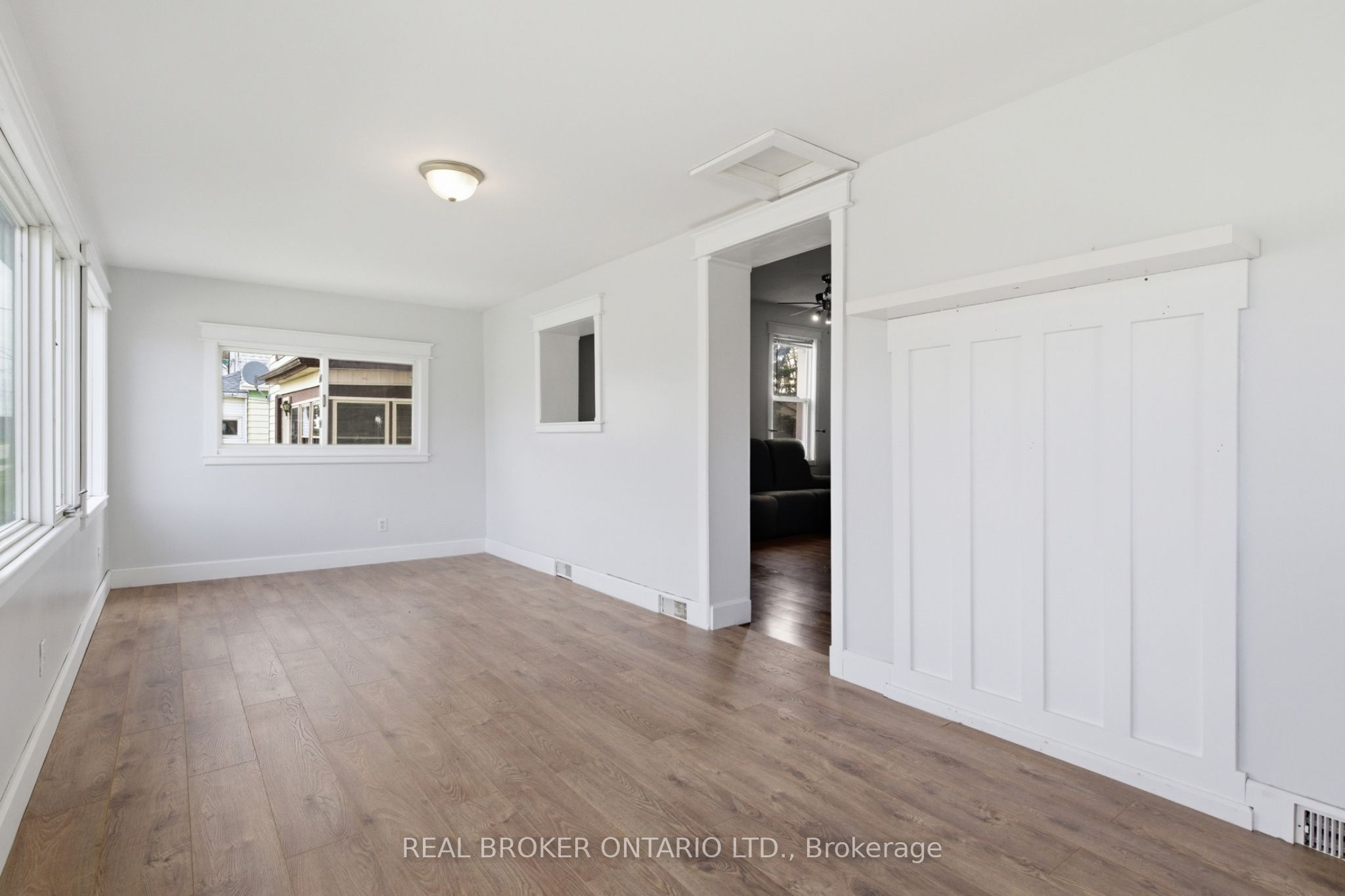 368 Wellington Avenue S, North Perth, ON N4W 2J2 photo 4