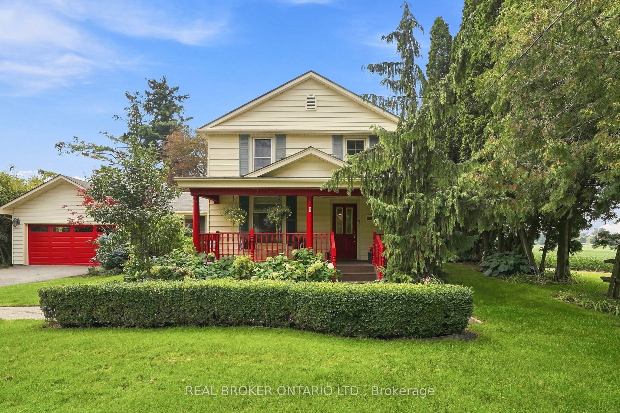 1079 Garden Lane, Hamilton, ON L8B 1P2