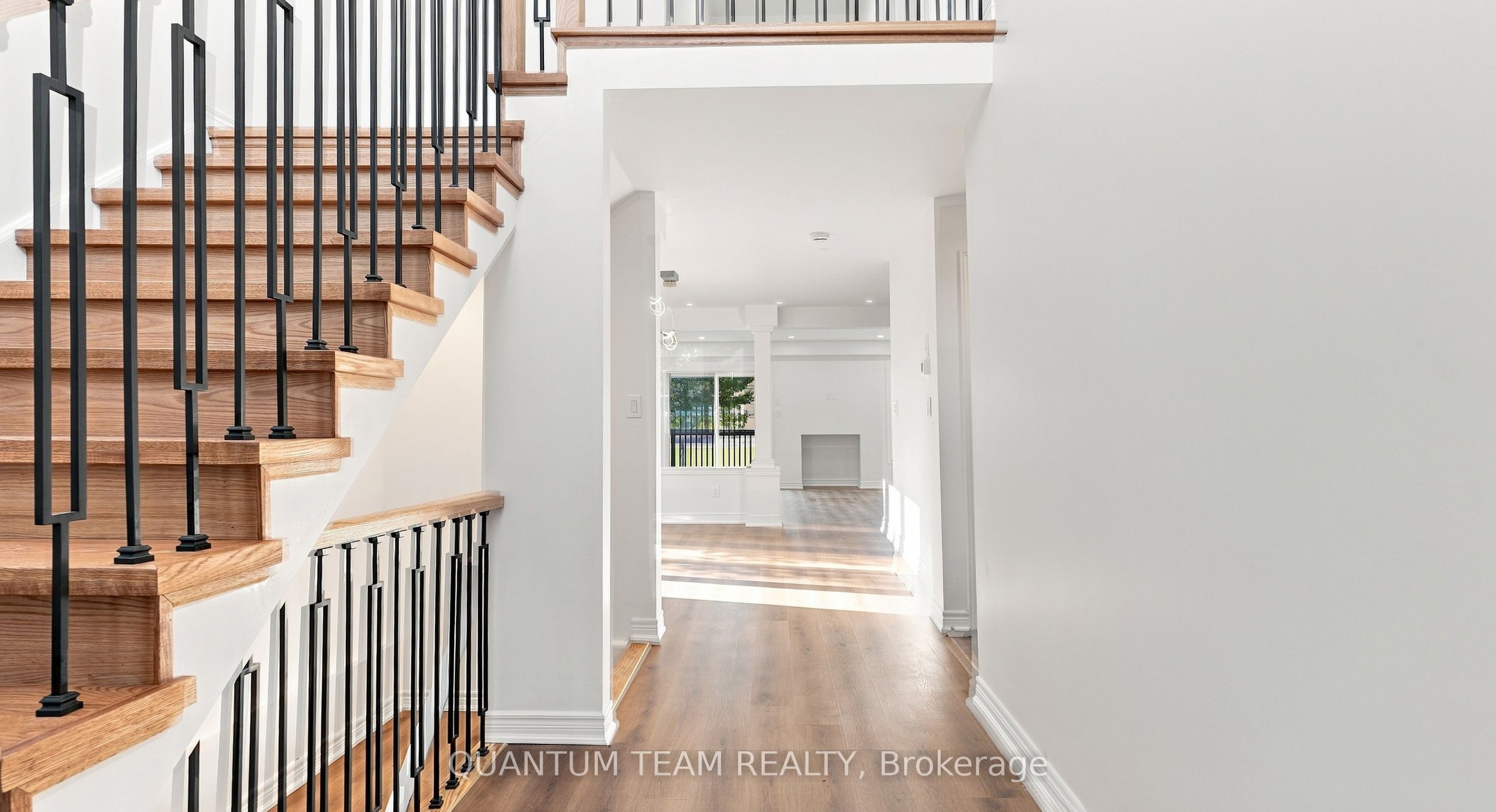 8418 KELSEY Crescent, Niagara Falls, ON L2H 0E6 photo 3