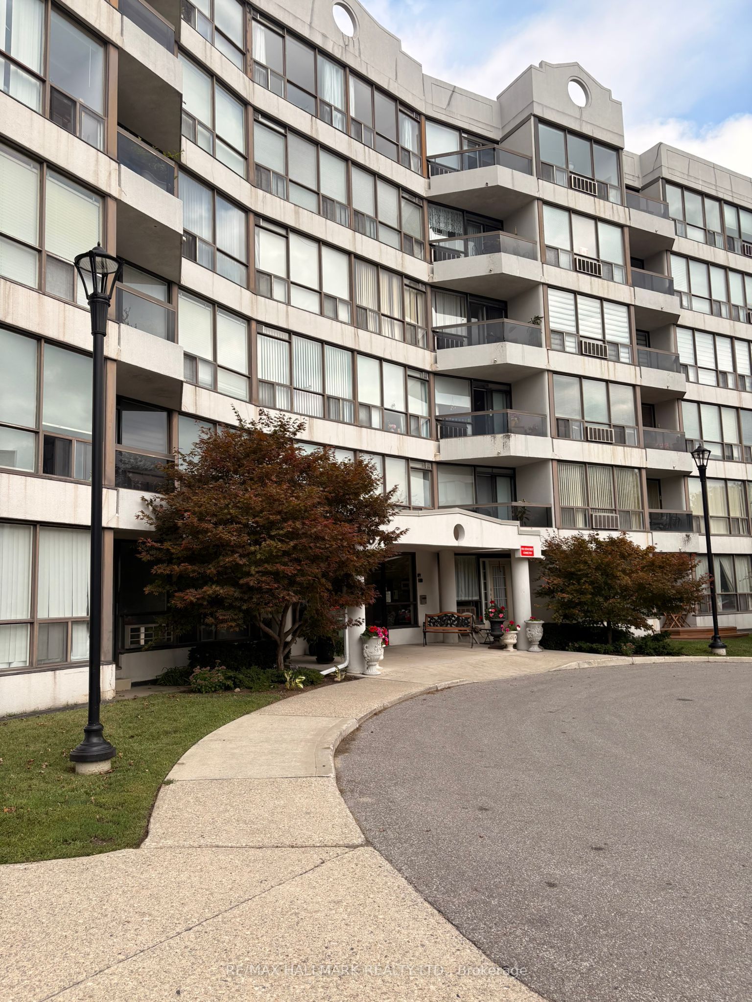 107 Bagot Street 509, Guelph, ON N1H 8H5 photo 2