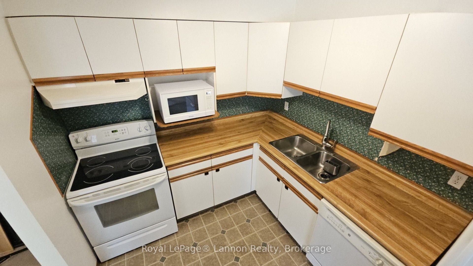 500 Toledo Street 113, Thunder Bay, ON P7A 8A6 photo 5