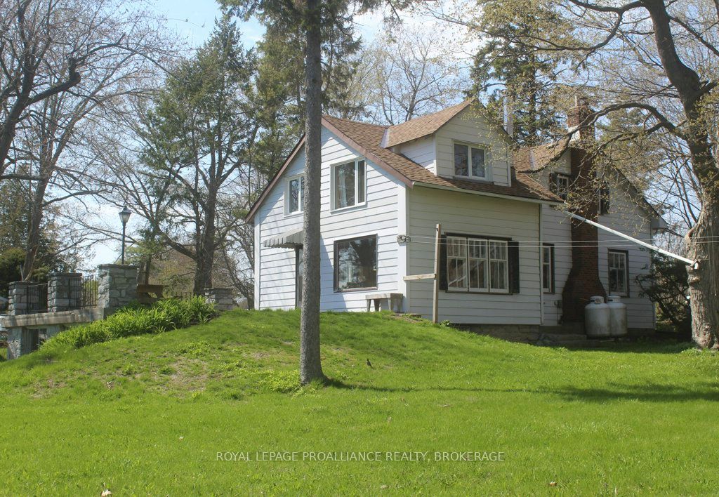 4690 Bath Road, Loyalist, ON K0H 1G0 photo 4