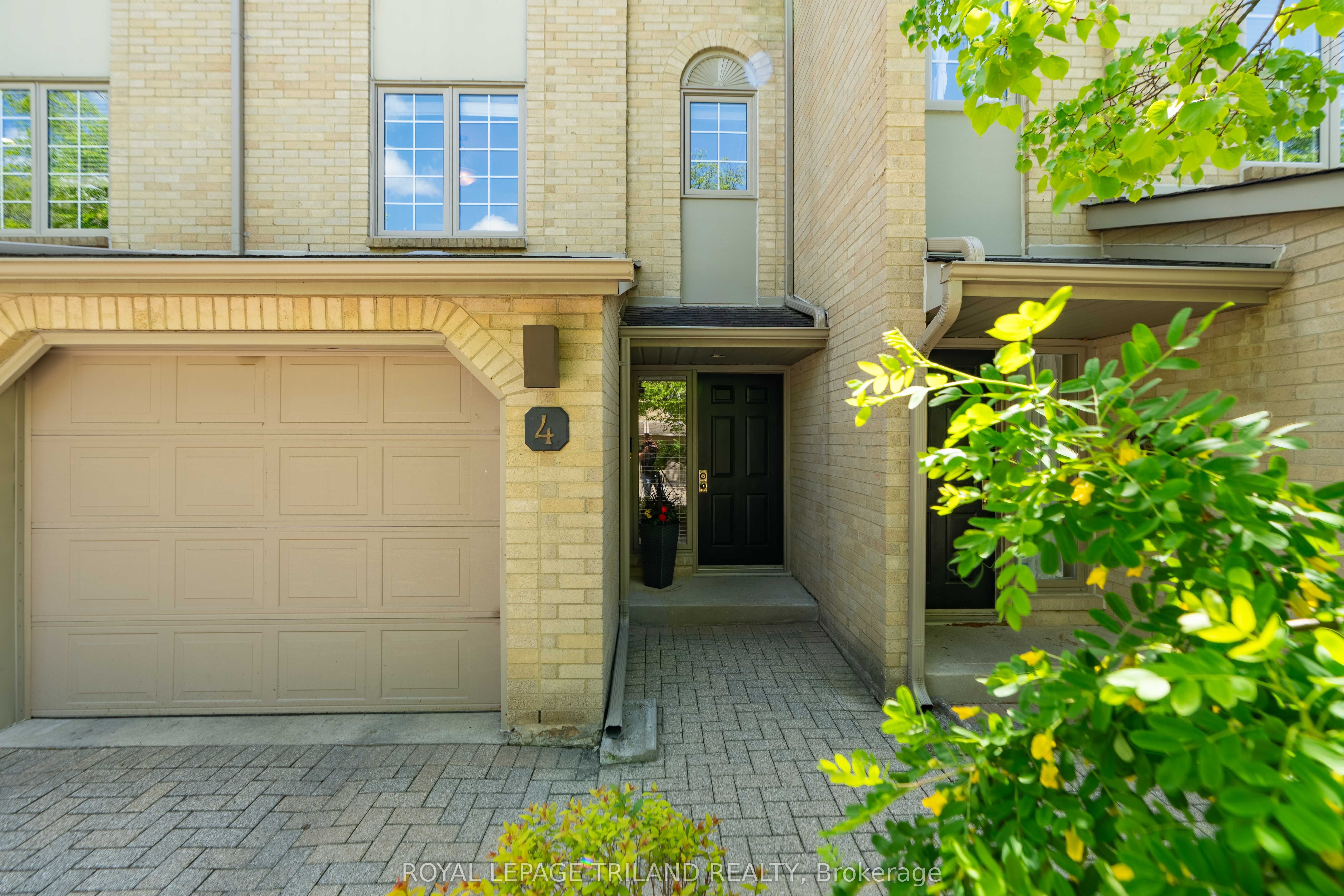 1399 Commissioners Road W 4, London South, ON N6K 4G9 photo 2