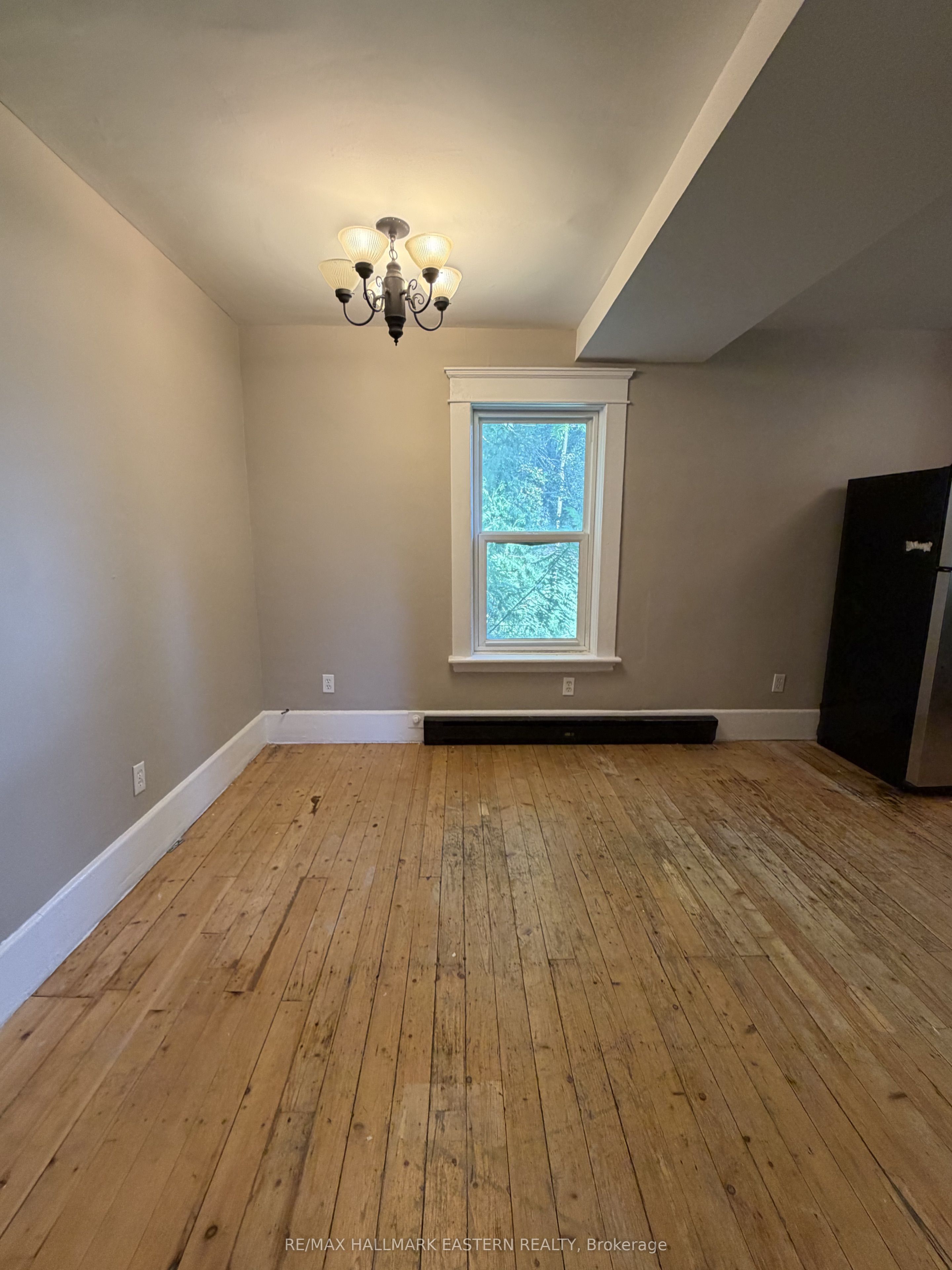 242 Dublin Street, Peterborough, ON K9H 3B8 photo 3