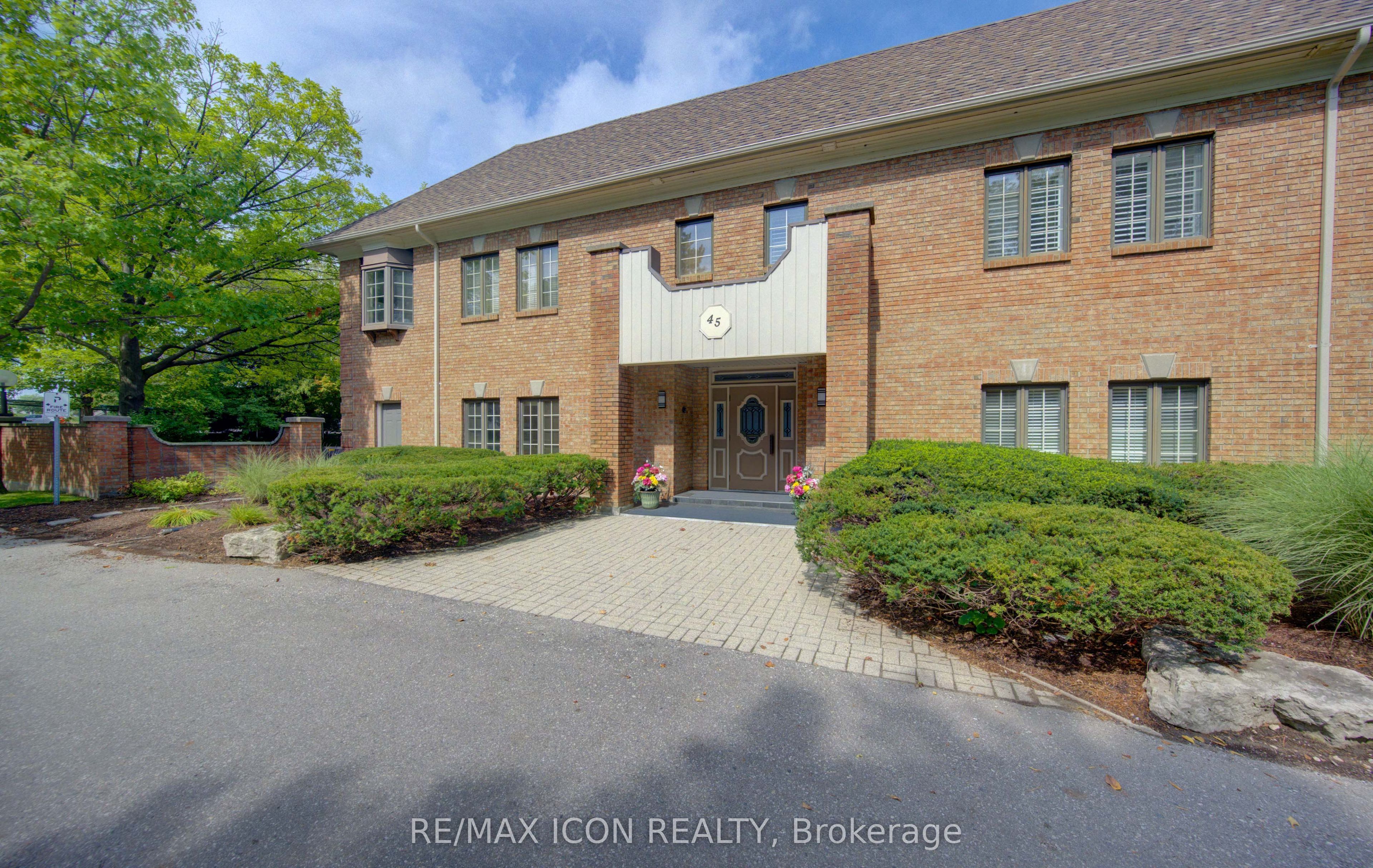 45 Blue Springs Drive 31, Waterloo, ON N2J 4P1 photo 2