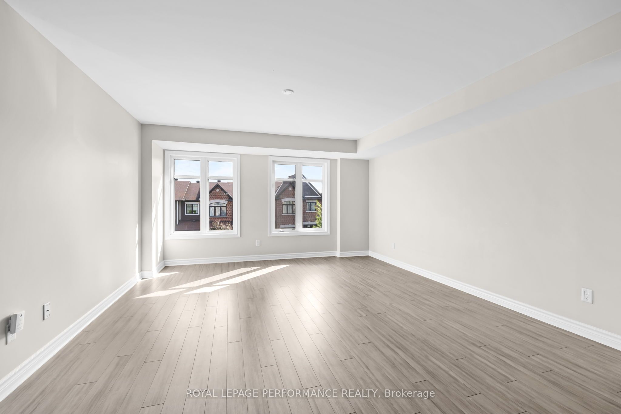 2224 Marble Crescent 10, Clarence-Rockland, ON K4K 0G9 photo 4