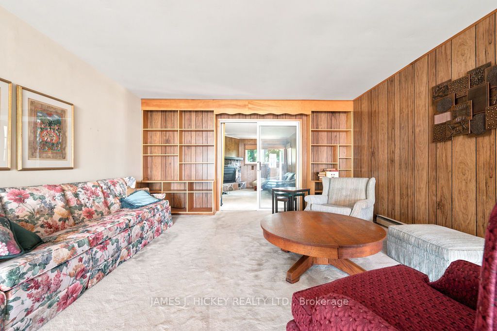 100 Glendale Avenue, Deep River, ON K0J 1P0 photo 3