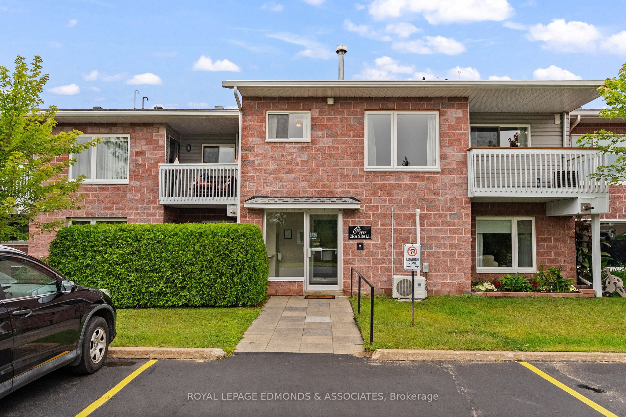 1 Crandall Street 212, Pembroke, ON K8A 8M6 photo 2
