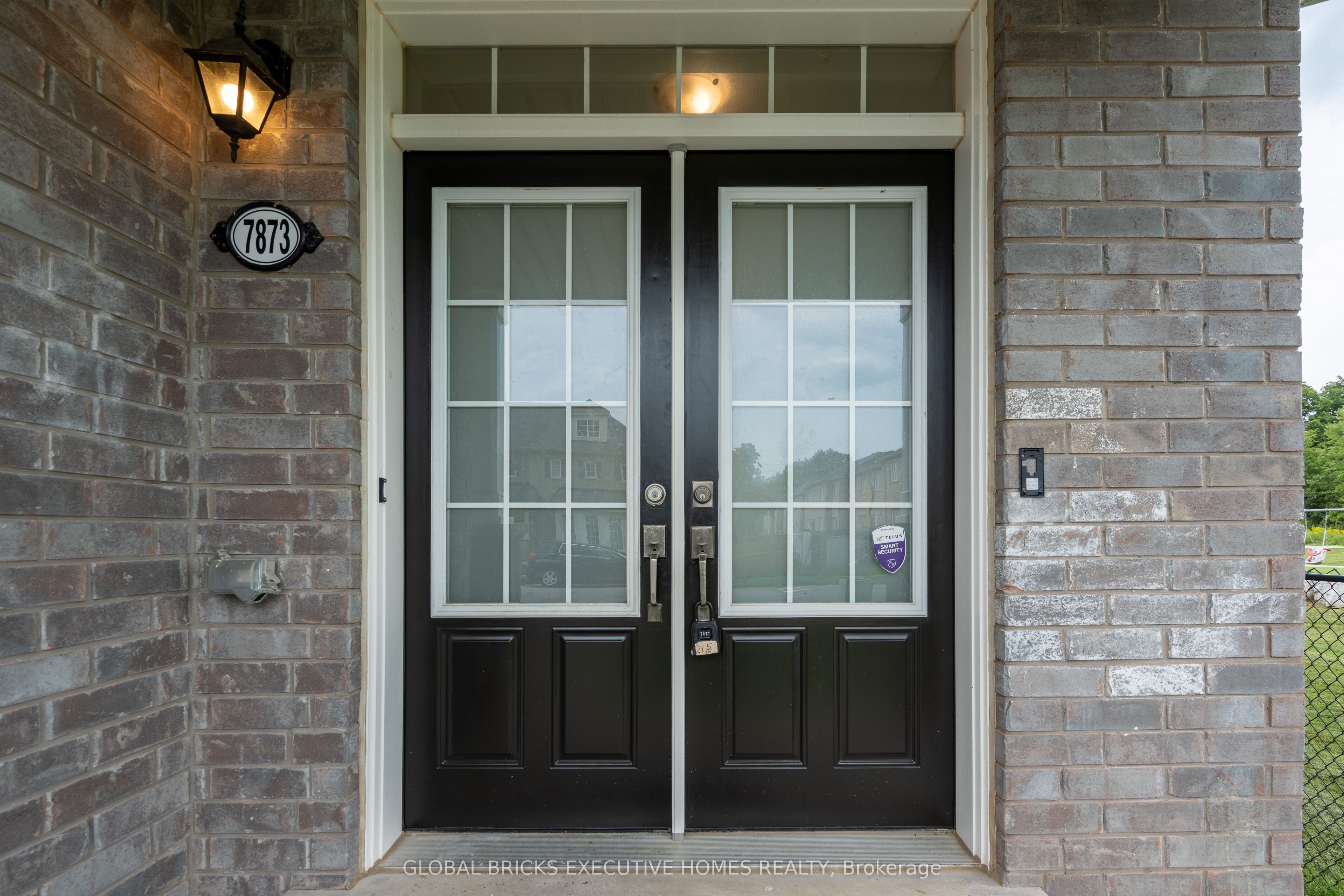 7873 Hackberry Trail, Niagara Falls, ON L2H 2Y6 photo 5