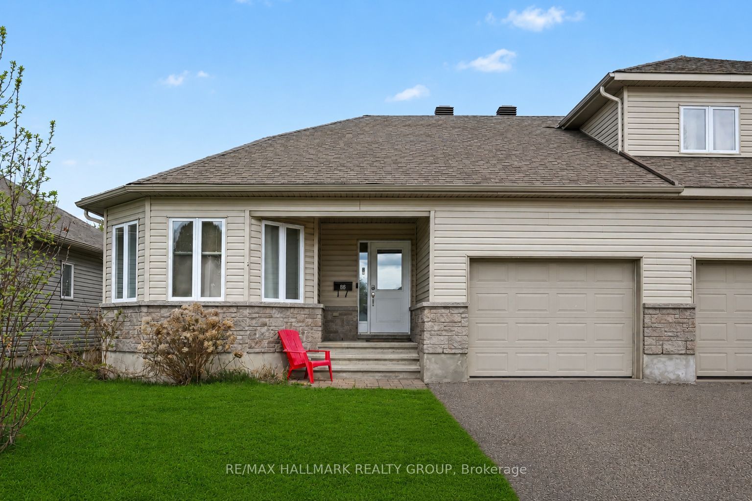 86 Fourth Avenue, Arnprior, ON K7S 0G1 photo 2