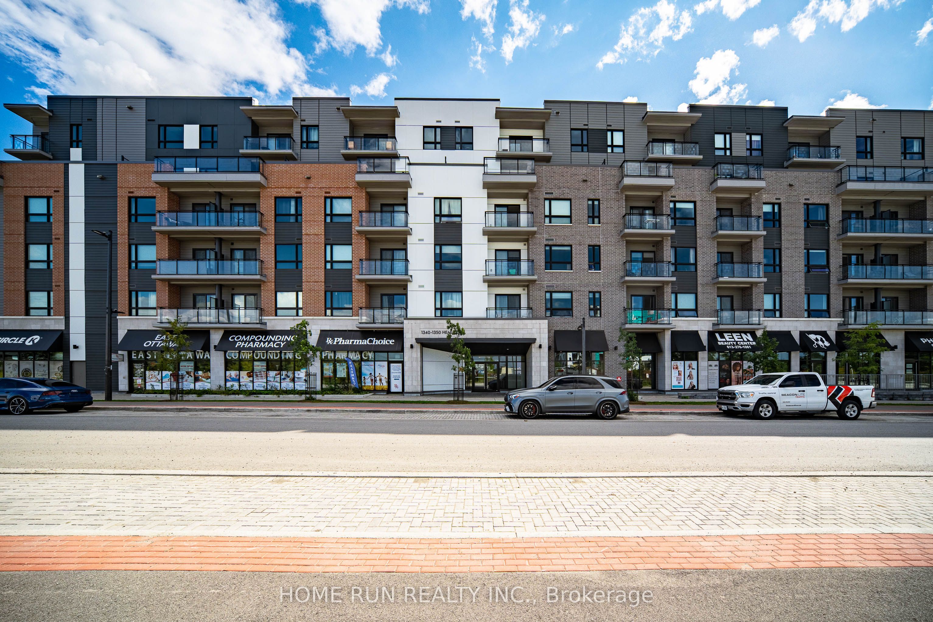 1350 Hemlock Road 320, Manor Park - Cardinal Glen and Area, ON K1K 5C2